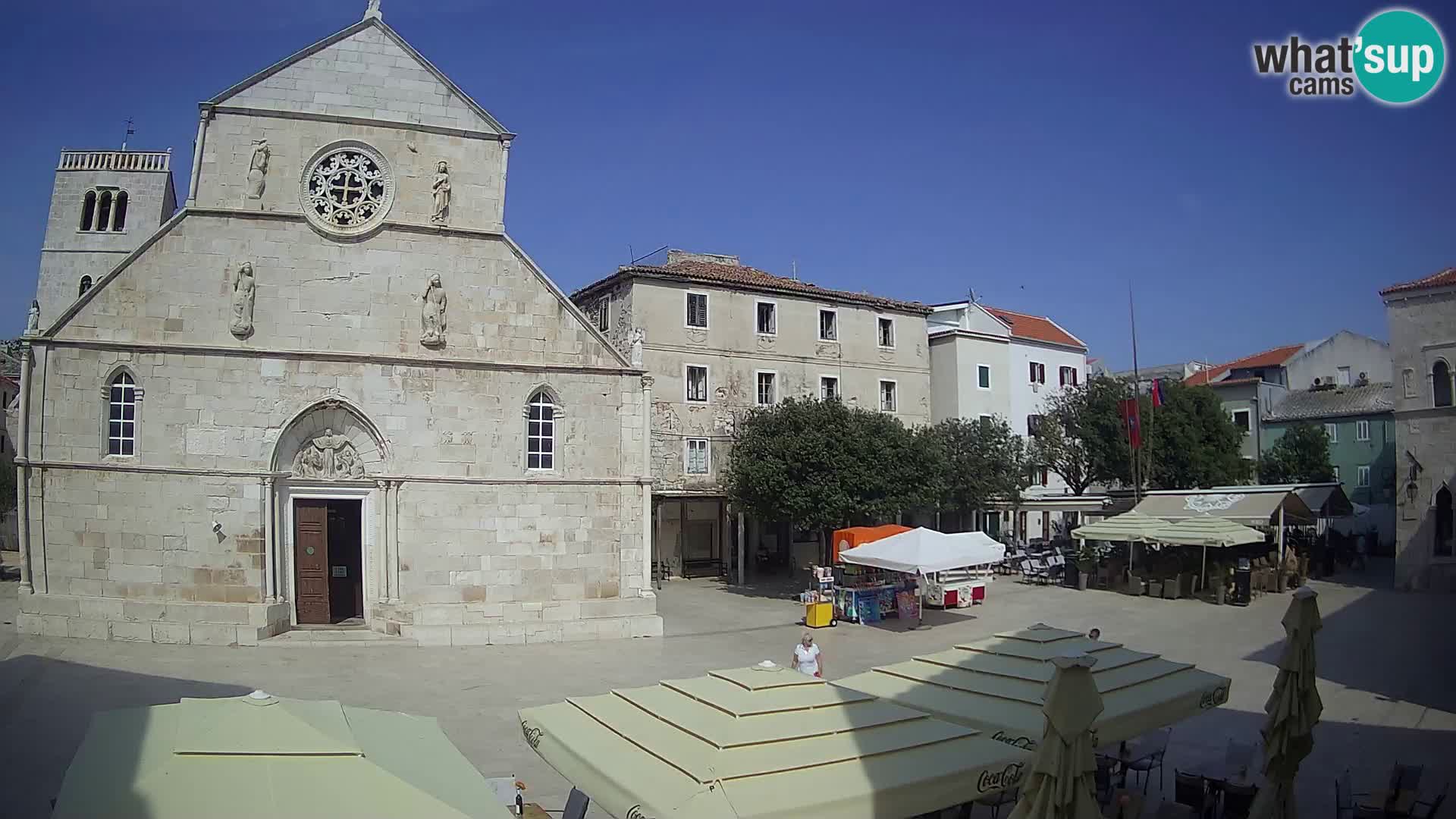 Pag livecam – piazza principale e la basilica di Santa María