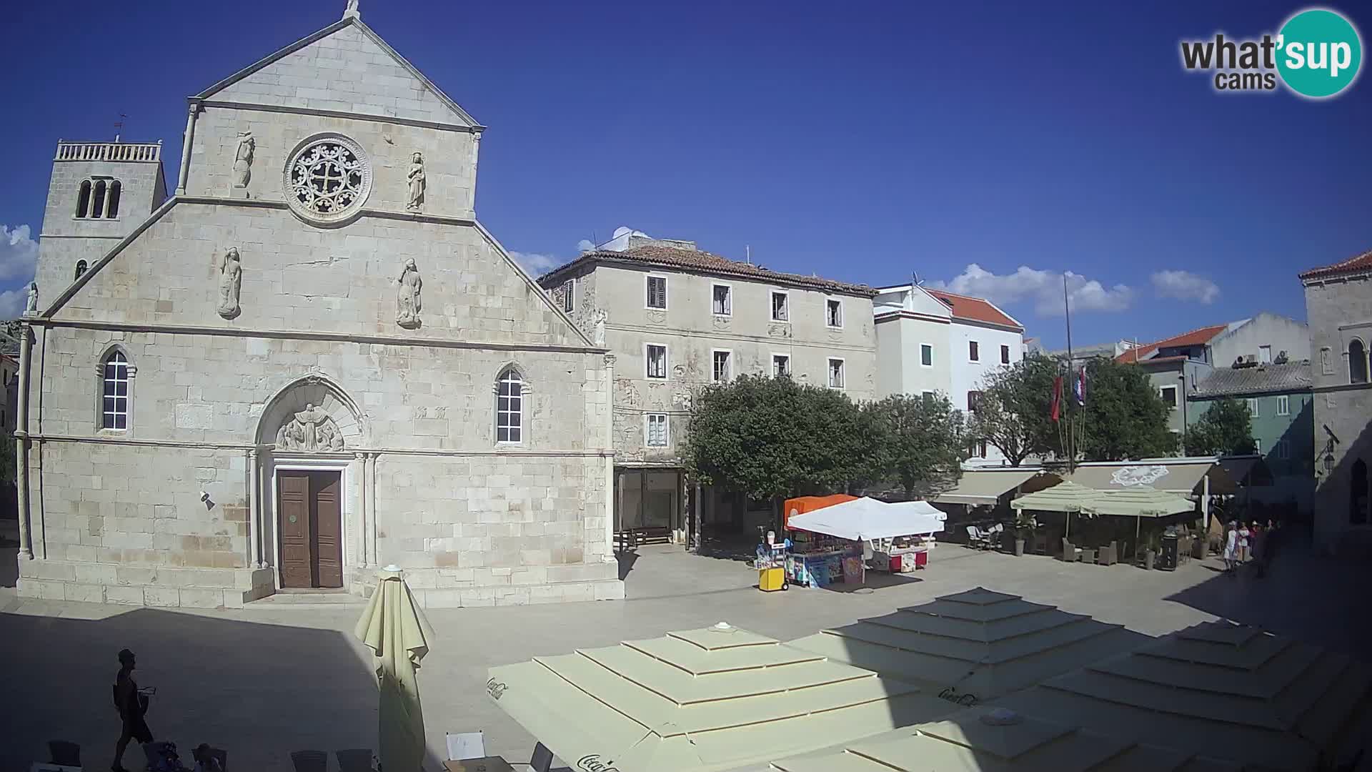 Pag livecam – piazza principale e la basilica di Santa María