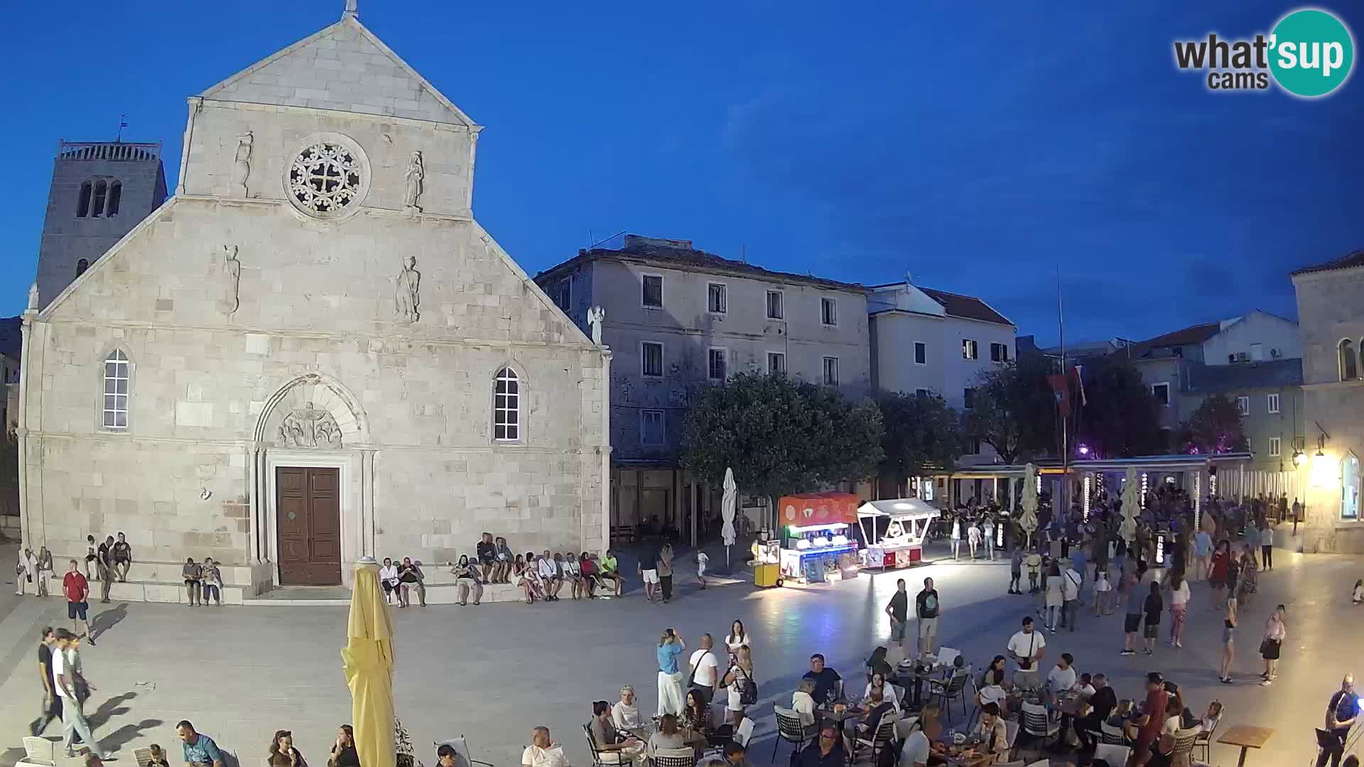 Pag live cam – Place principale et église de Sainte-Marie