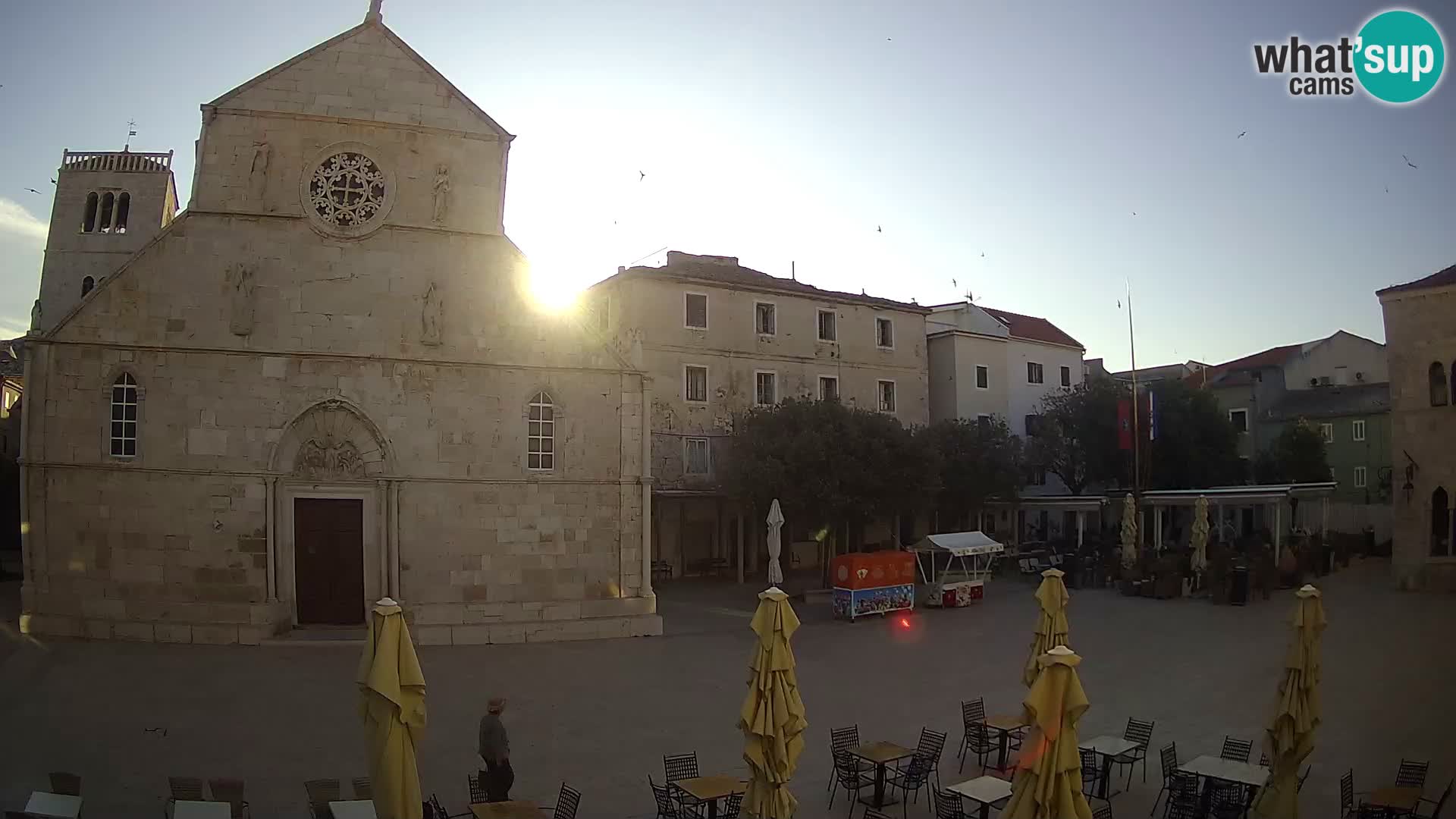 Pag live cam – Place principale et église de Sainte-Marie