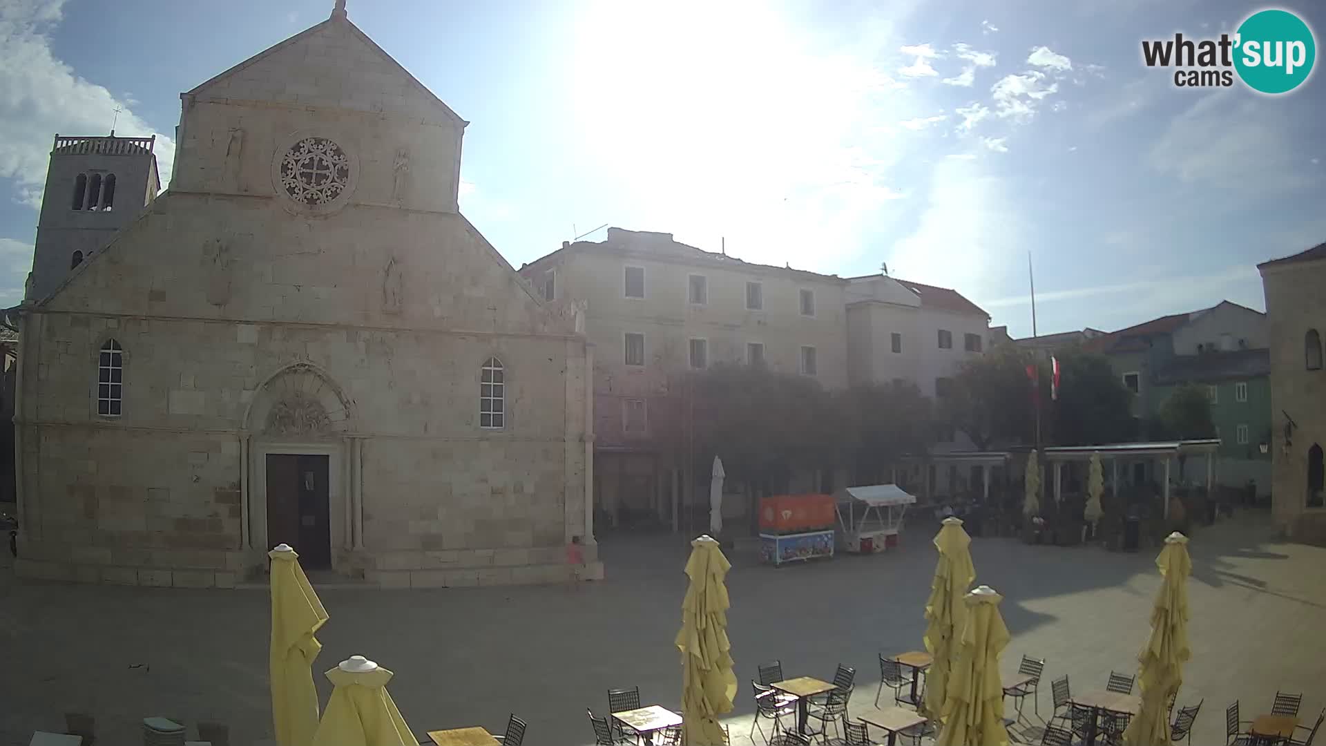 Pag livecam – piazza principale e la basilica di Santa María