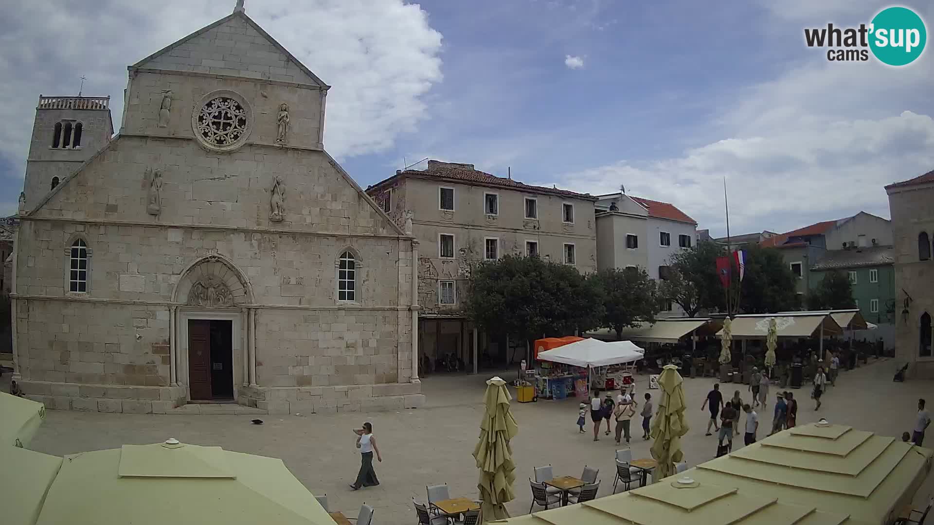 Pag livecam – piazza principale e la basilica di Santa María