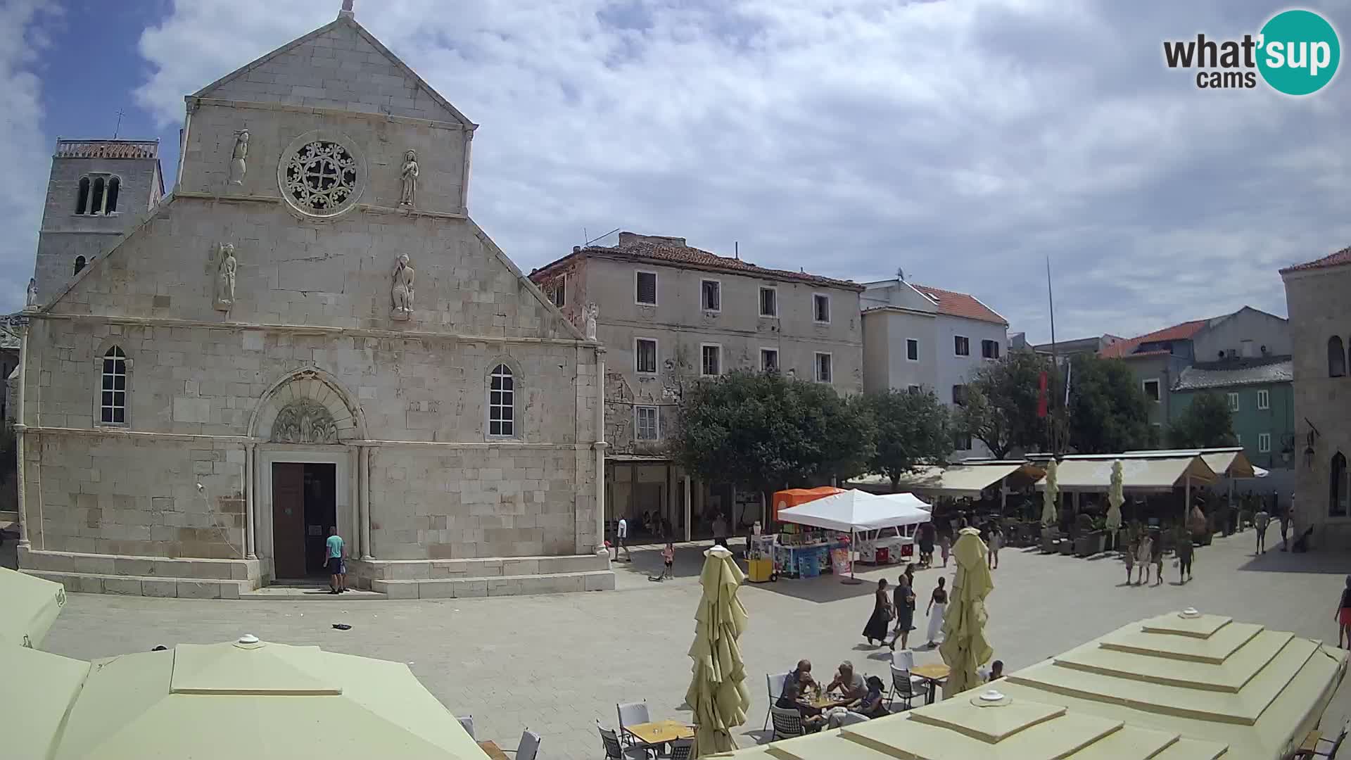 Pag live cam – Place principale et église de Sainte-Marie