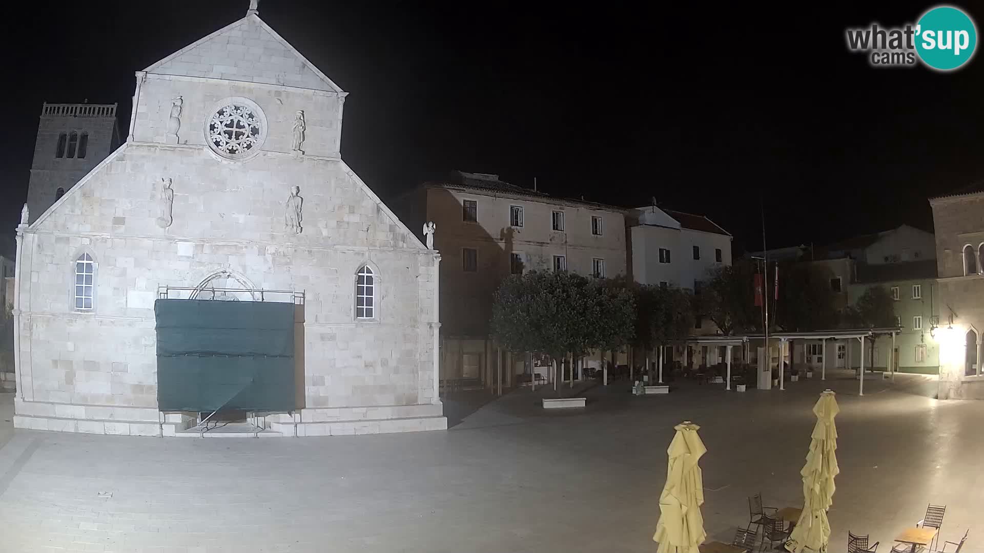 Spletna kamera Pag – Glavni trg in cerkev sv Marije