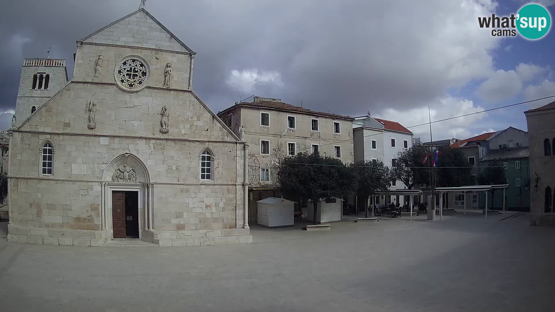 Pag camera en vivo – Plaza principal y la Iglesia de Santa María