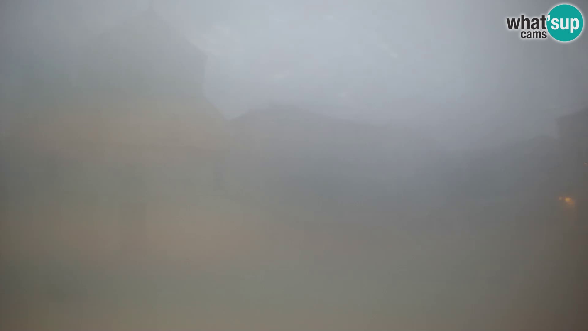 Web kamera Pag – Glavni trg i crkva sv. Marije