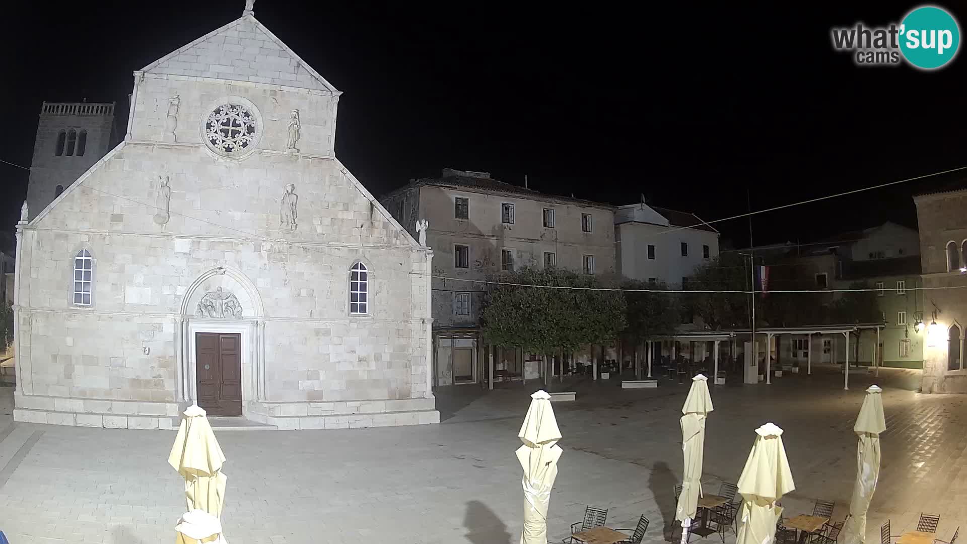 Pag live cam – Place principale et église de Sainte-Marie