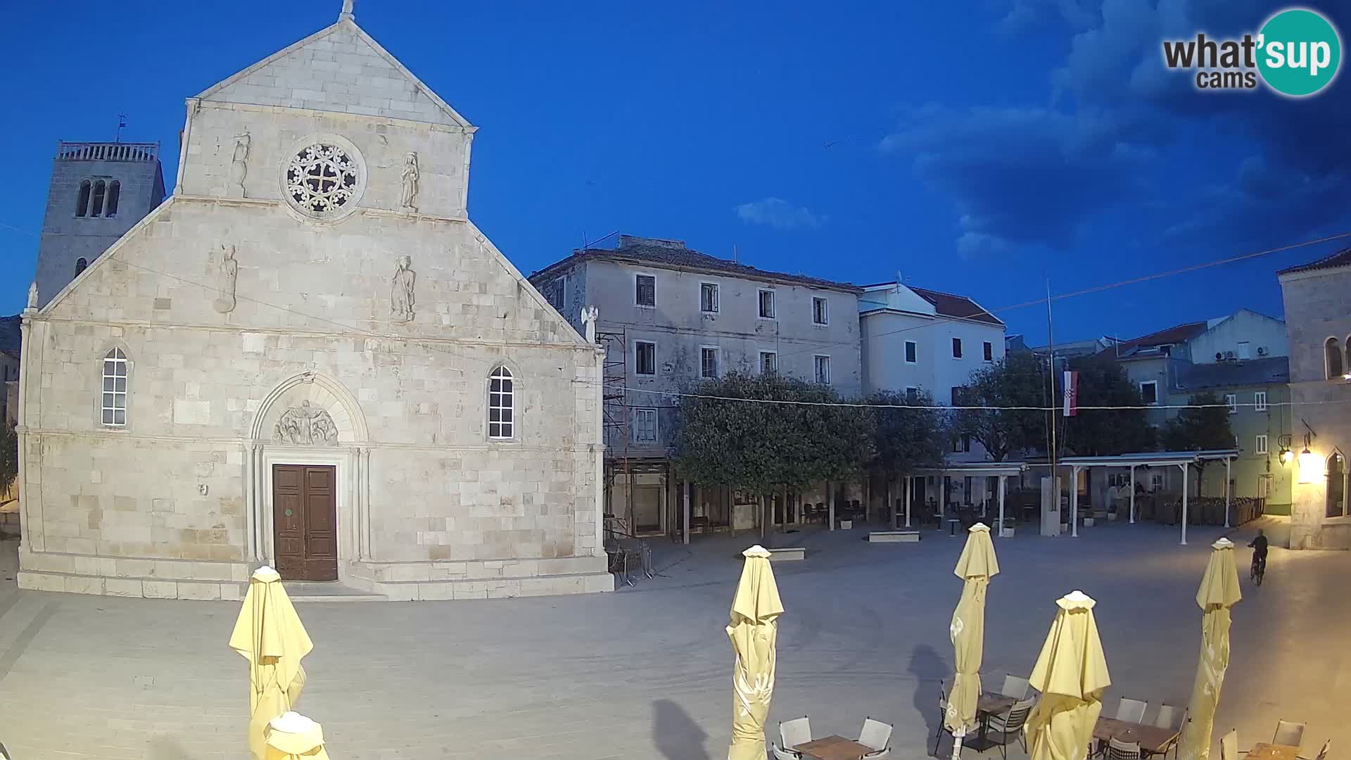 Spletna kamera Pag – Glavni trg in cerkev sv Marije
