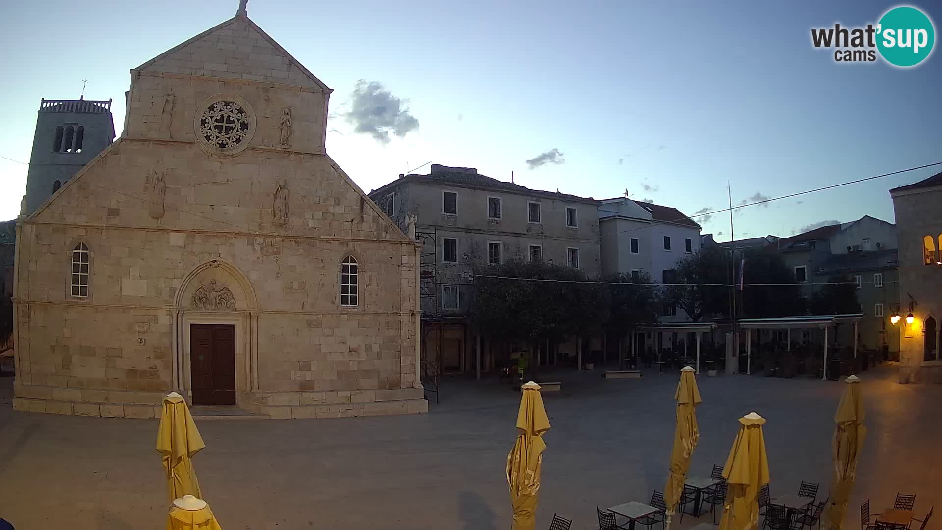 Spletna kamera Pag – Glavni trg in cerkev sv Marije