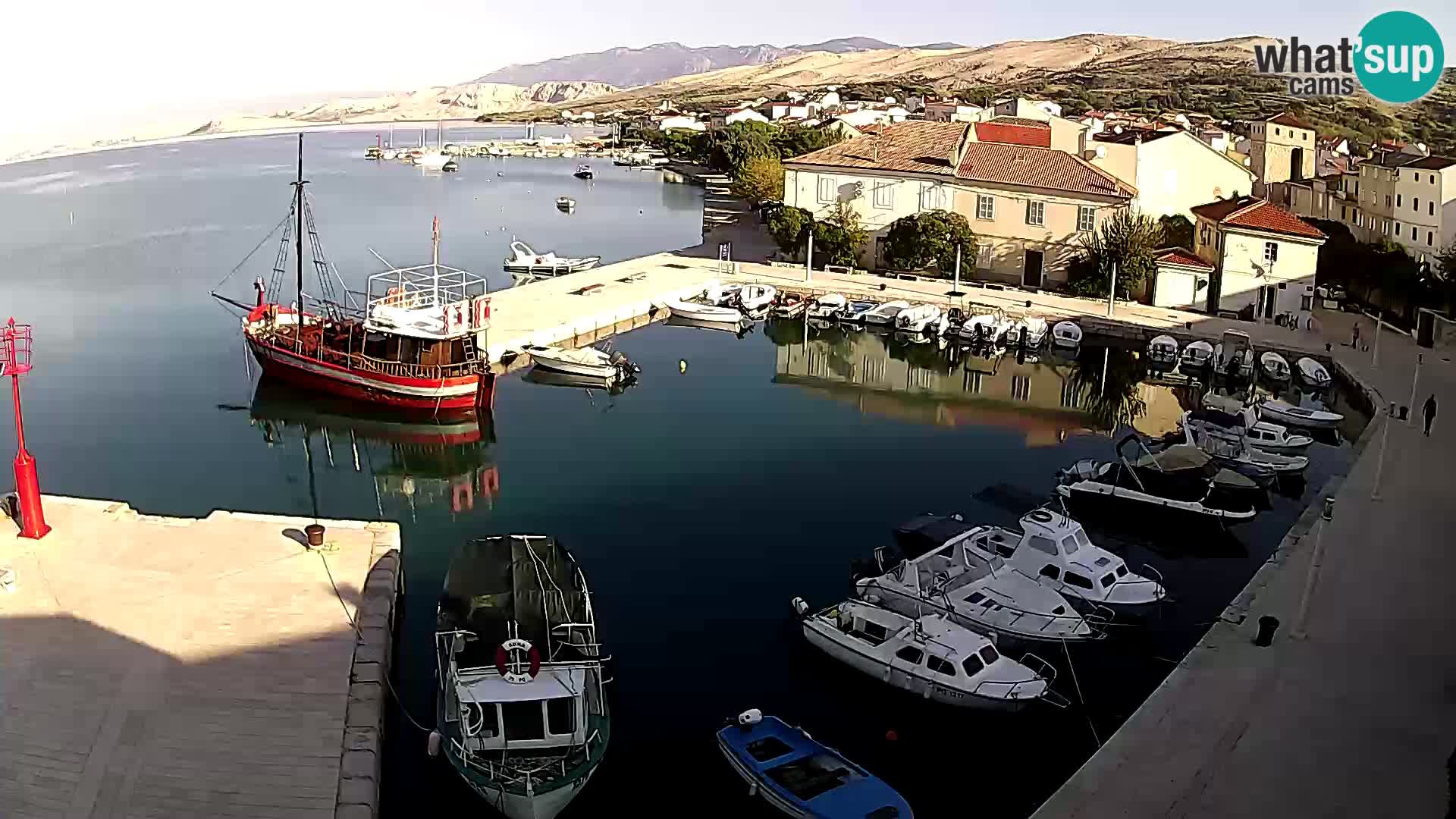 Pag webcam – town marina