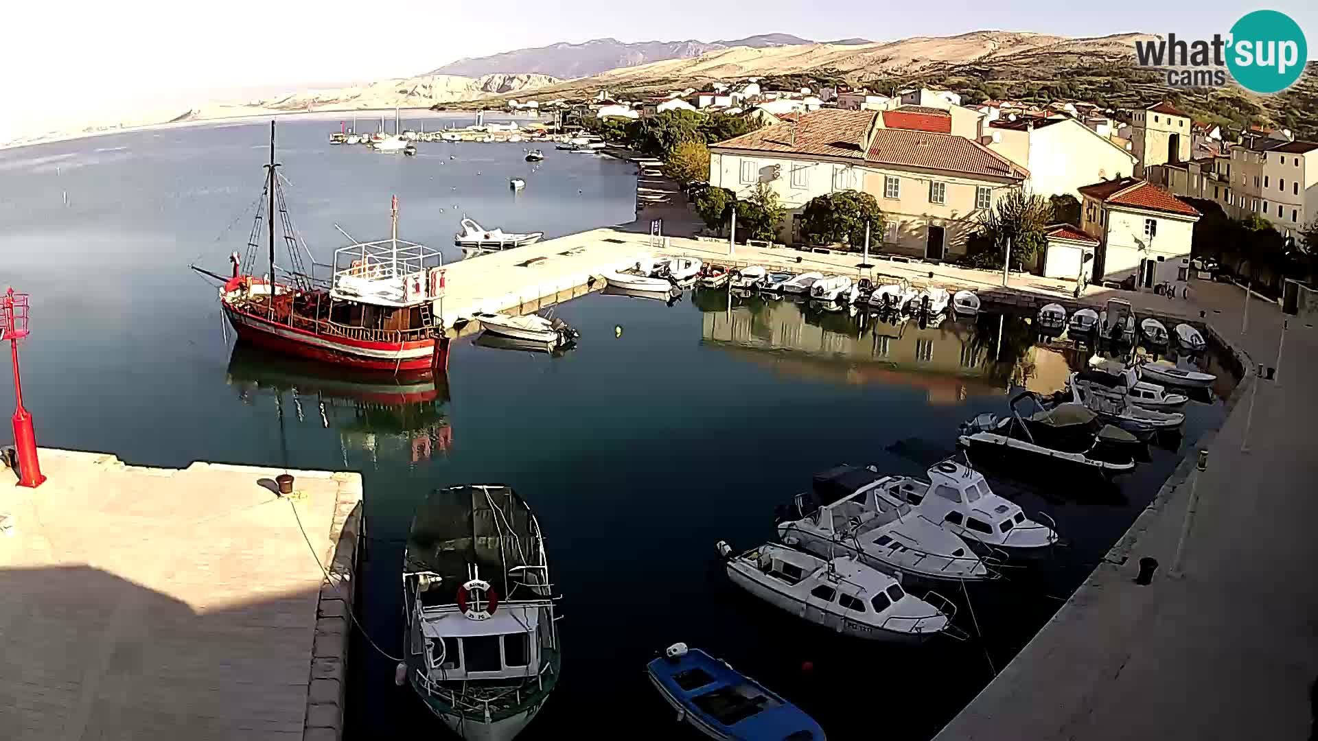 Pag webcam – town marina