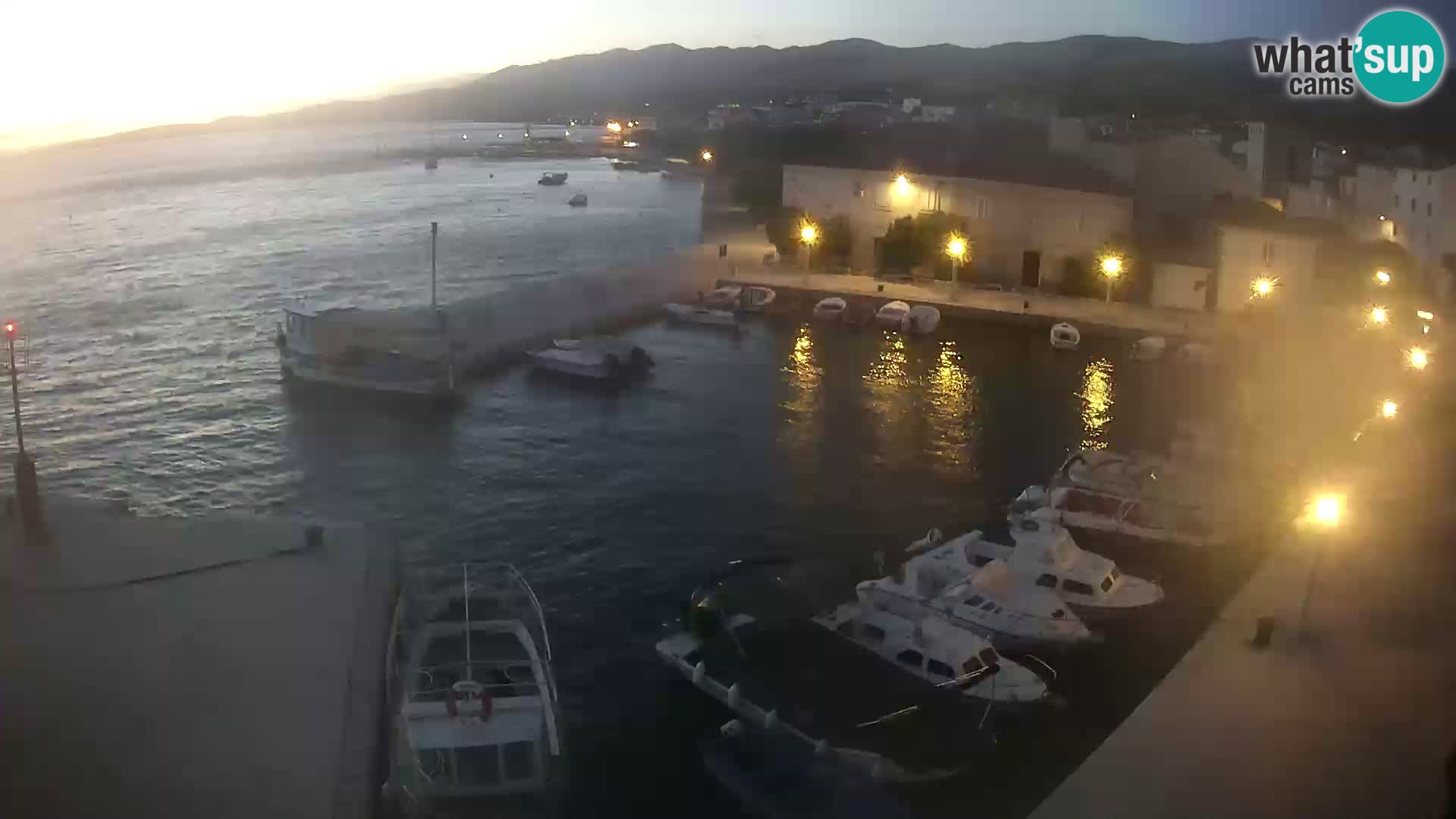 Pag webcam – town marina