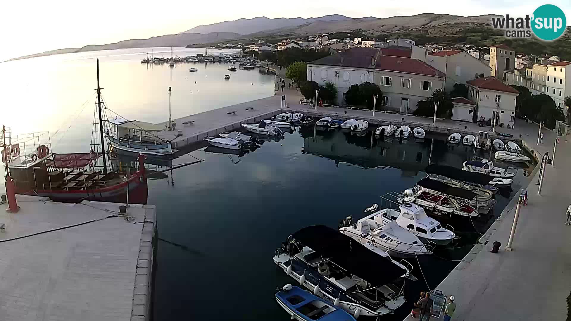 Pag webcam – town marina