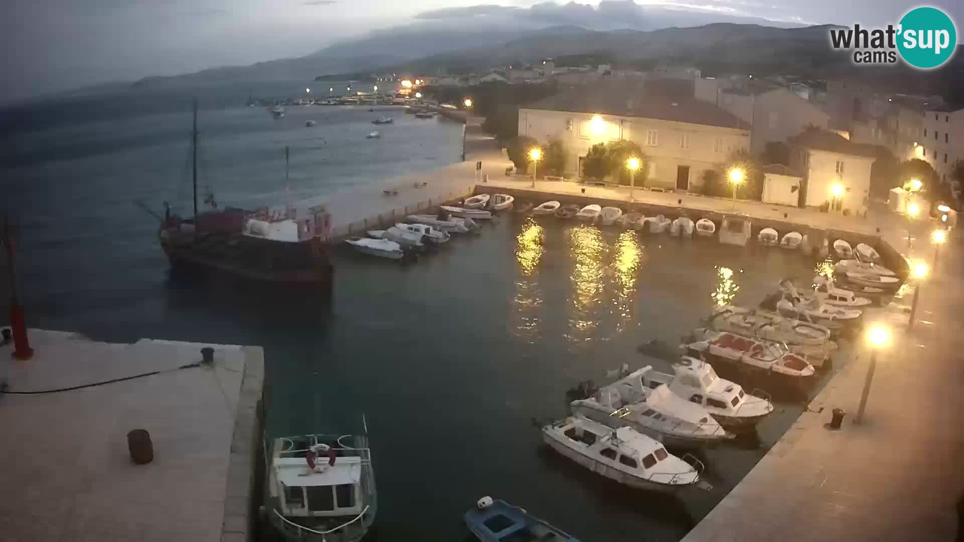 Pag Live webcam – porto turistico