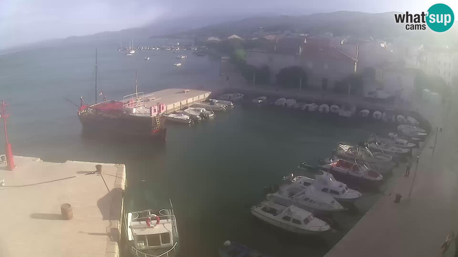 Pag webcam – town marina
