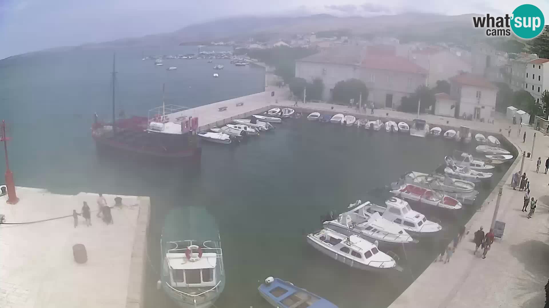 Pag webcam – town marina