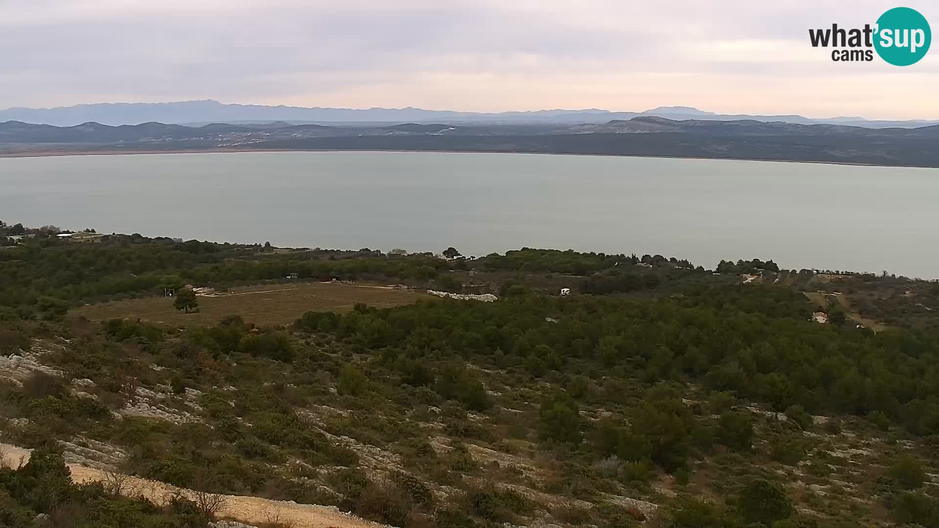 Spletna kamera Pakoštane – Drage – Kornati – Vransko Jezero