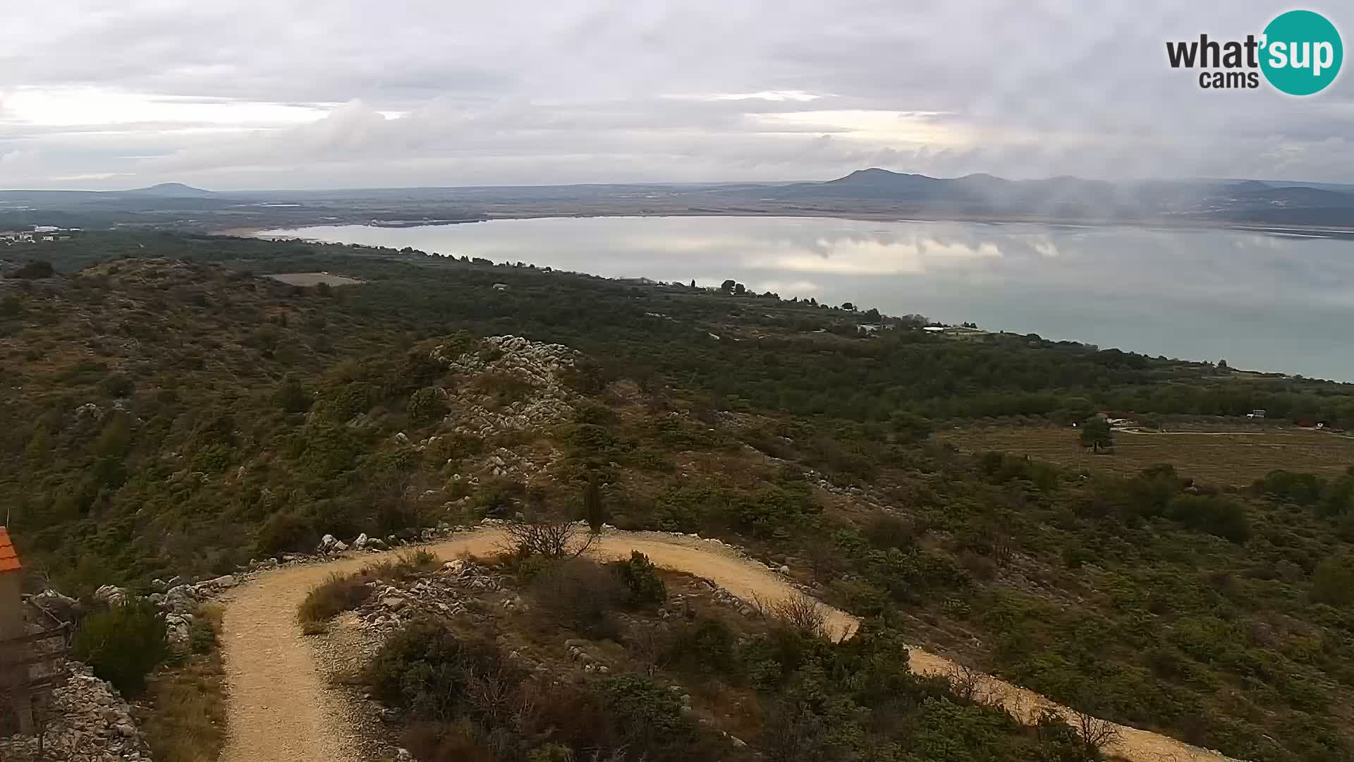 Spletna kamera Pakoštane – Drage – Kornati – Vransko Jezero