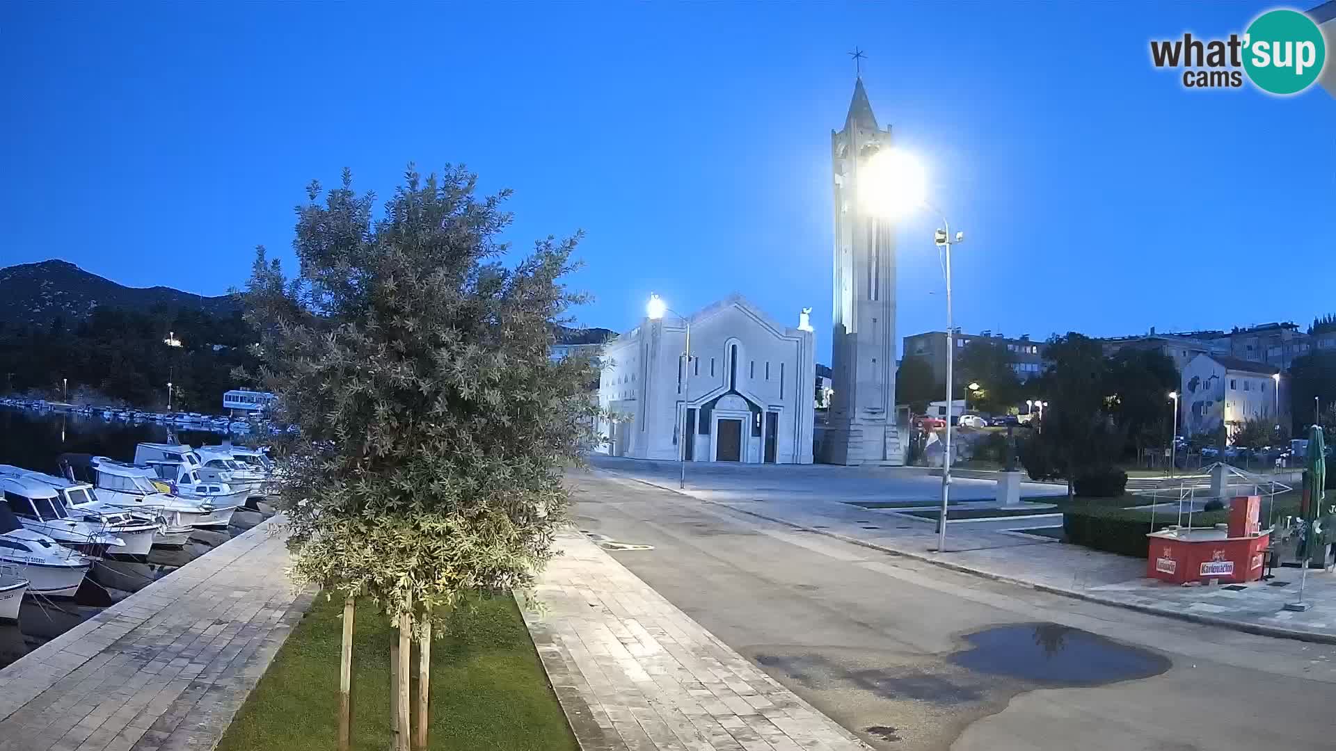 Spletna kamera Ploče | Osupljiv pogled na Rivo in katedralo