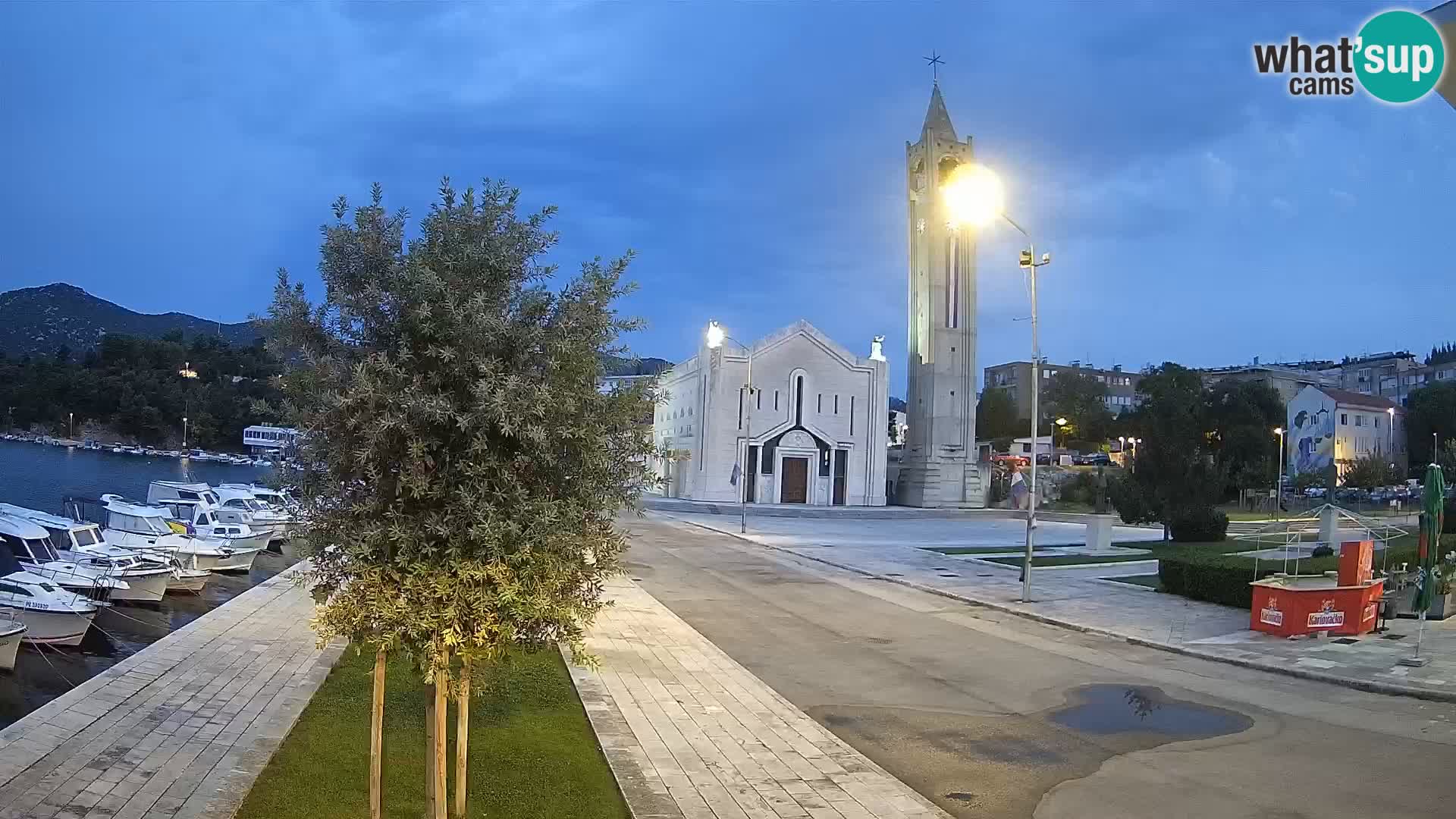Ploče Cámara web | Vistas cautivadoras de Riva y la Catedral