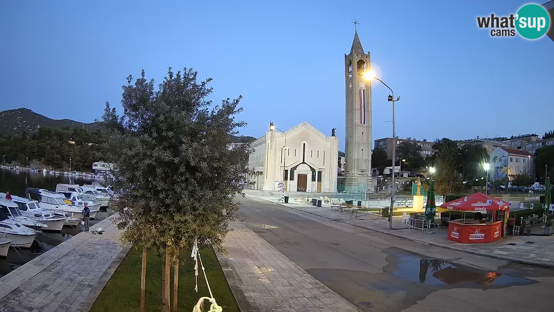 Ploče Cámara web | Vistas cautivadoras de Riva y la Catedral