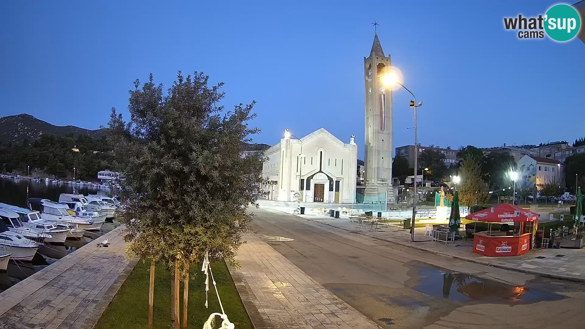 Ploče Cámara web | Vistas cautivadoras de Riva y la Catedral