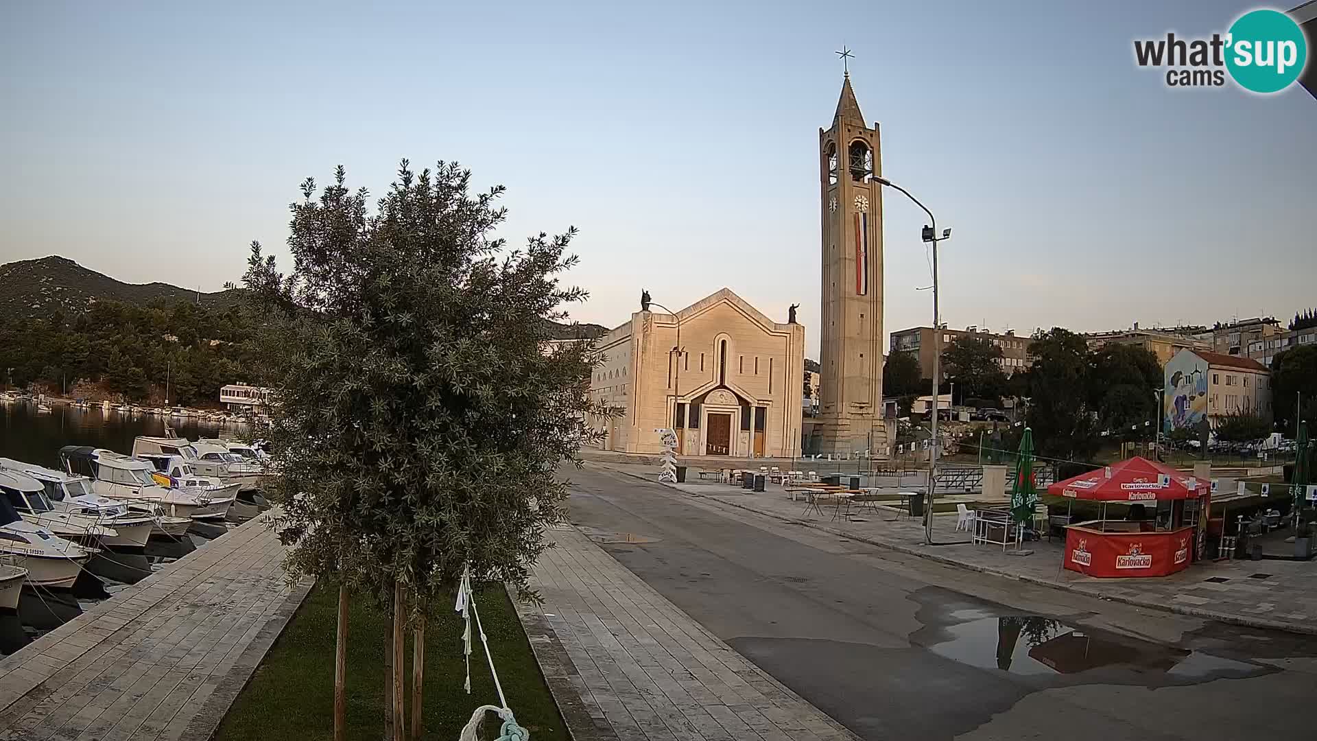Spletna kamera Ploče | Osupljiv pogled na Rivo in katedralo