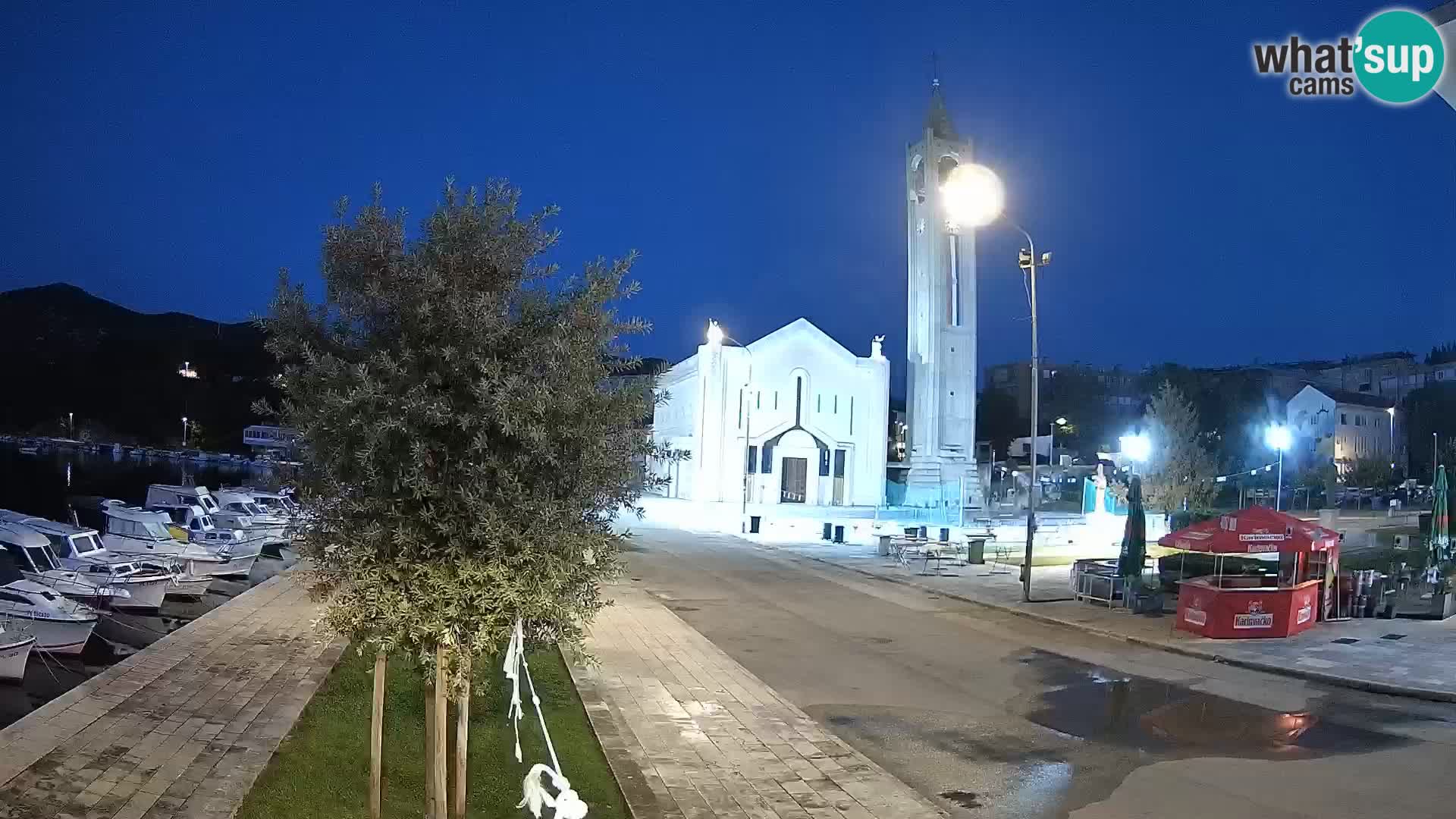 Spletna kamera Ploče | Osupljiv pogled na Rivo in katedralo