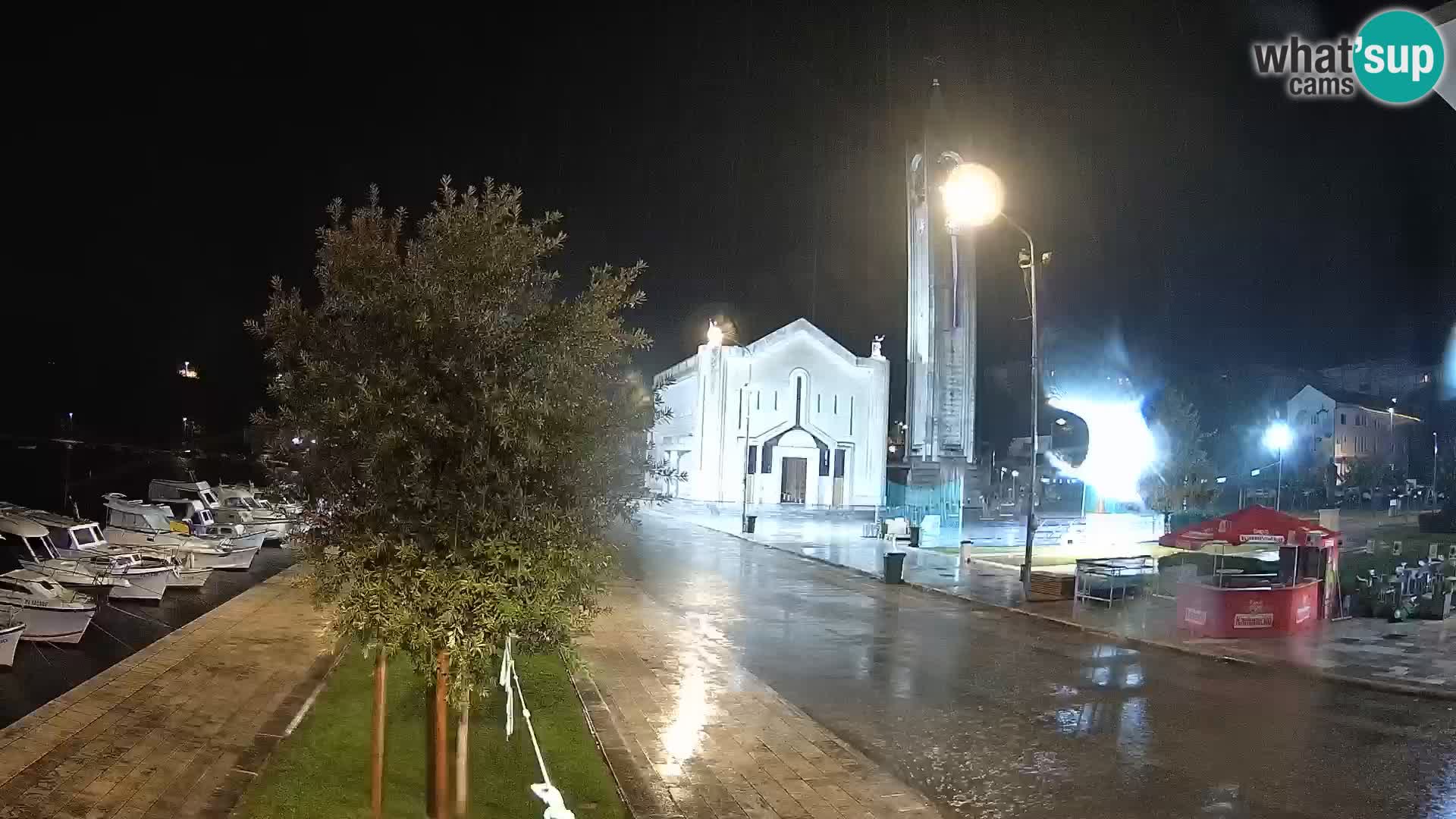 Spletna kamera Ploče | Osupljiv pogled na Rivo in katedralo