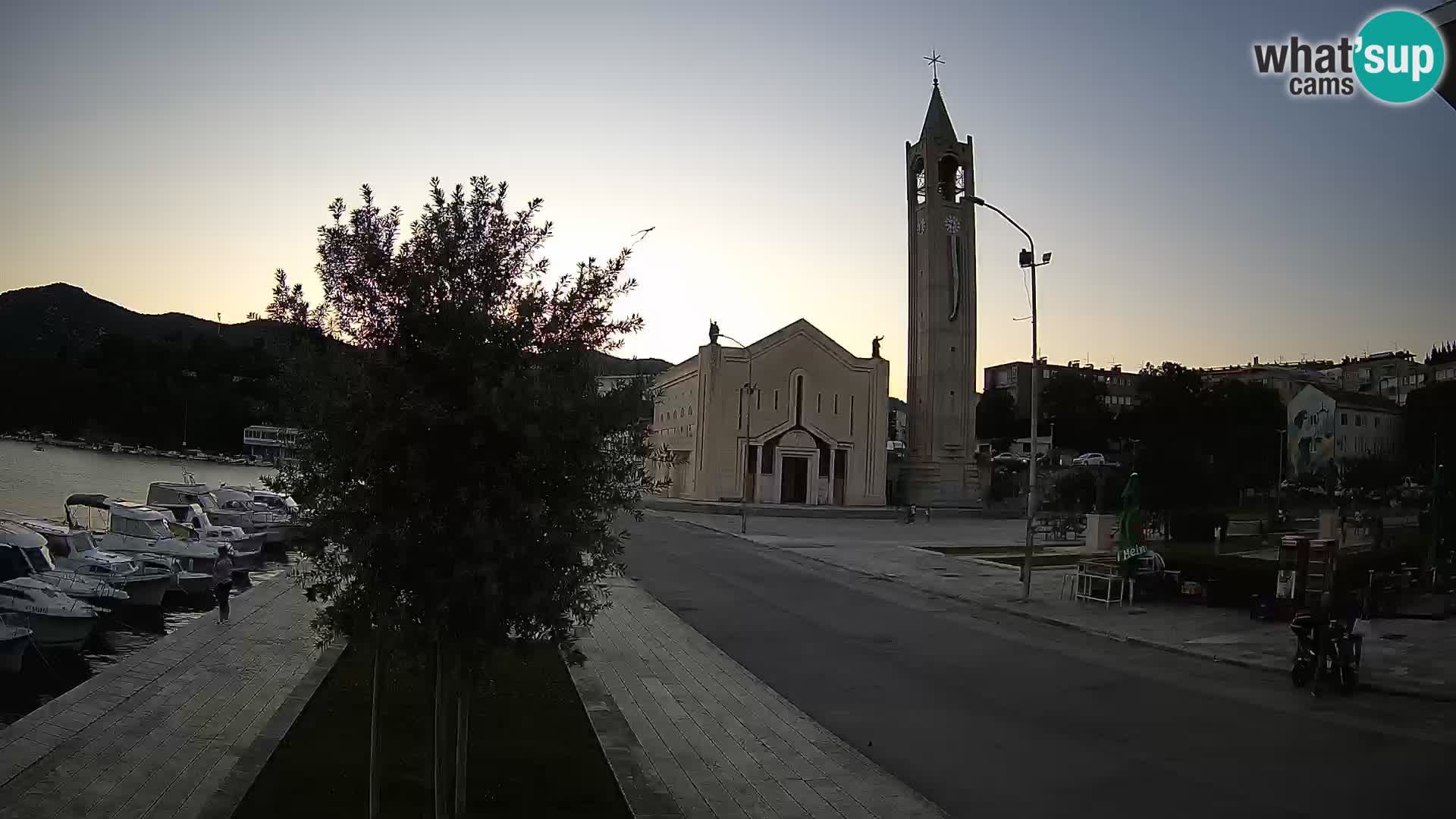 Webcam Ploče | Fesselnde Ausblicke auf Riva und die Kathedrale