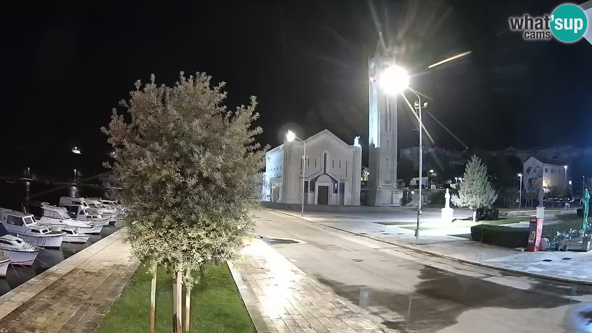 Ploče Cámara web | Vistas cautivadoras de Riva y la Catedral