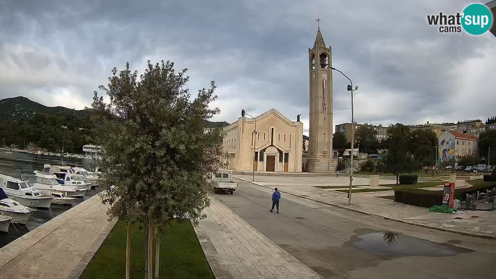 Ploče Cámara web | Vistas cautivadoras de Riva y la Catedral