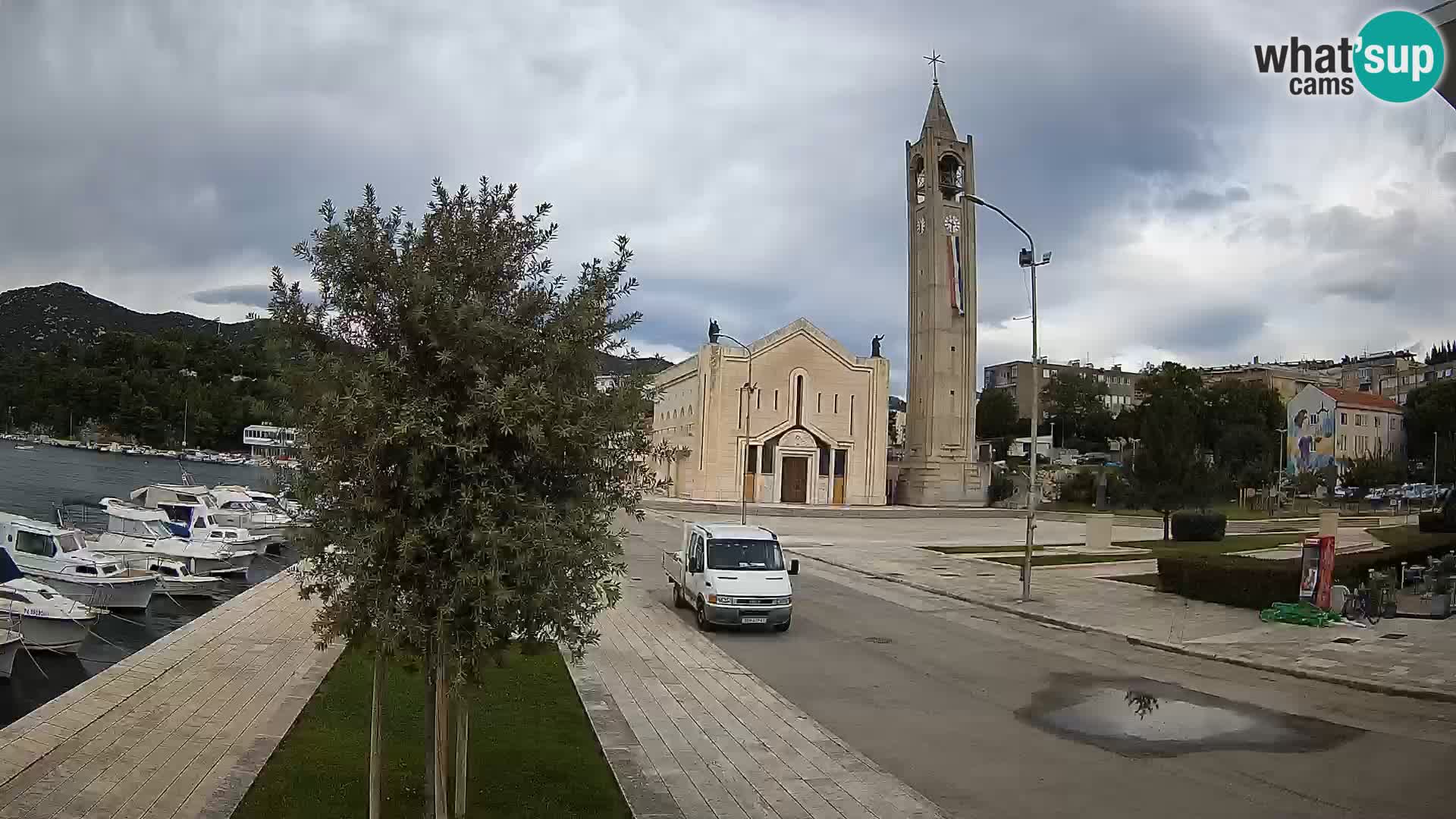 Spletna kamera Ploče | Osupljiv pogled na Rivo in katedralo
