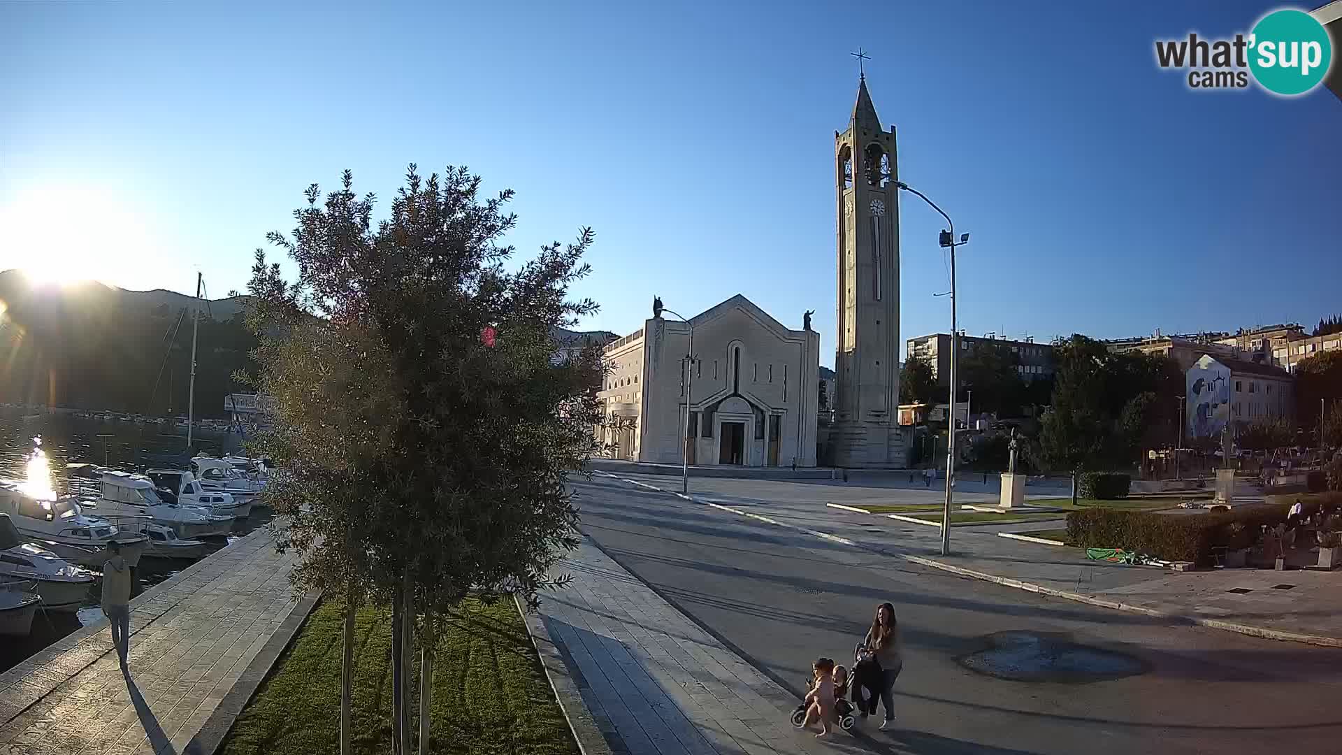 Web kamera Ploče | Očaravajući pogled na Rivu i Katedralu