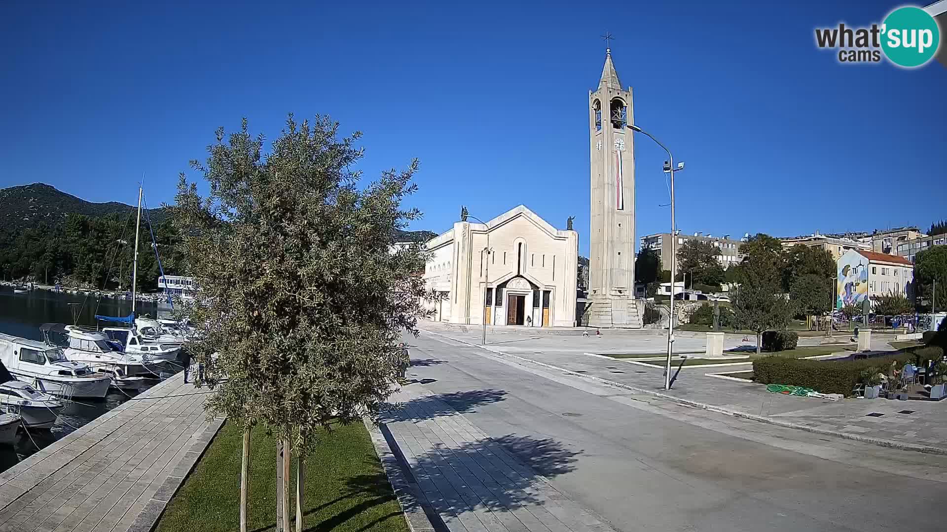 Ploče Cámara web | Vistas cautivadoras de Riva y la Catedral
