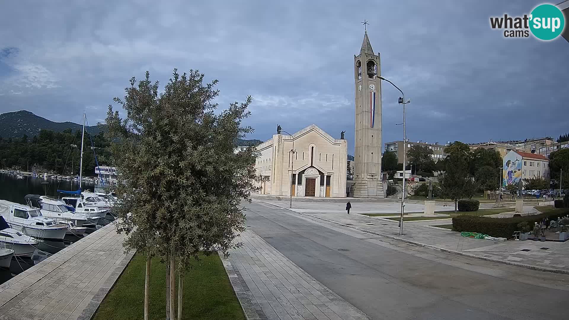 Ploče Cámara web | Vistas cautivadoras de Riva y la Catedral