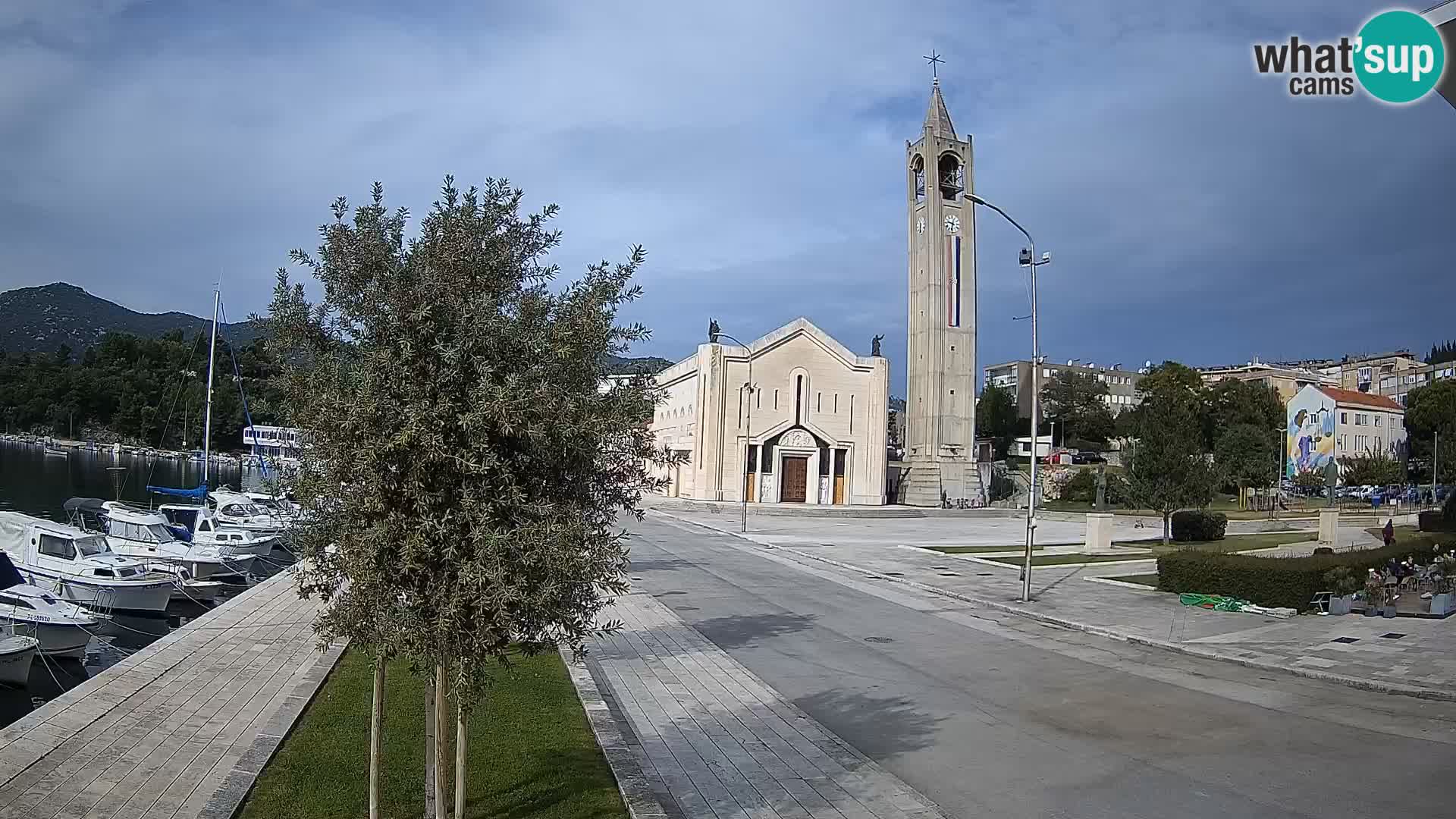 Ploče Webcam | Captivating Views of Riva and the Cathedral