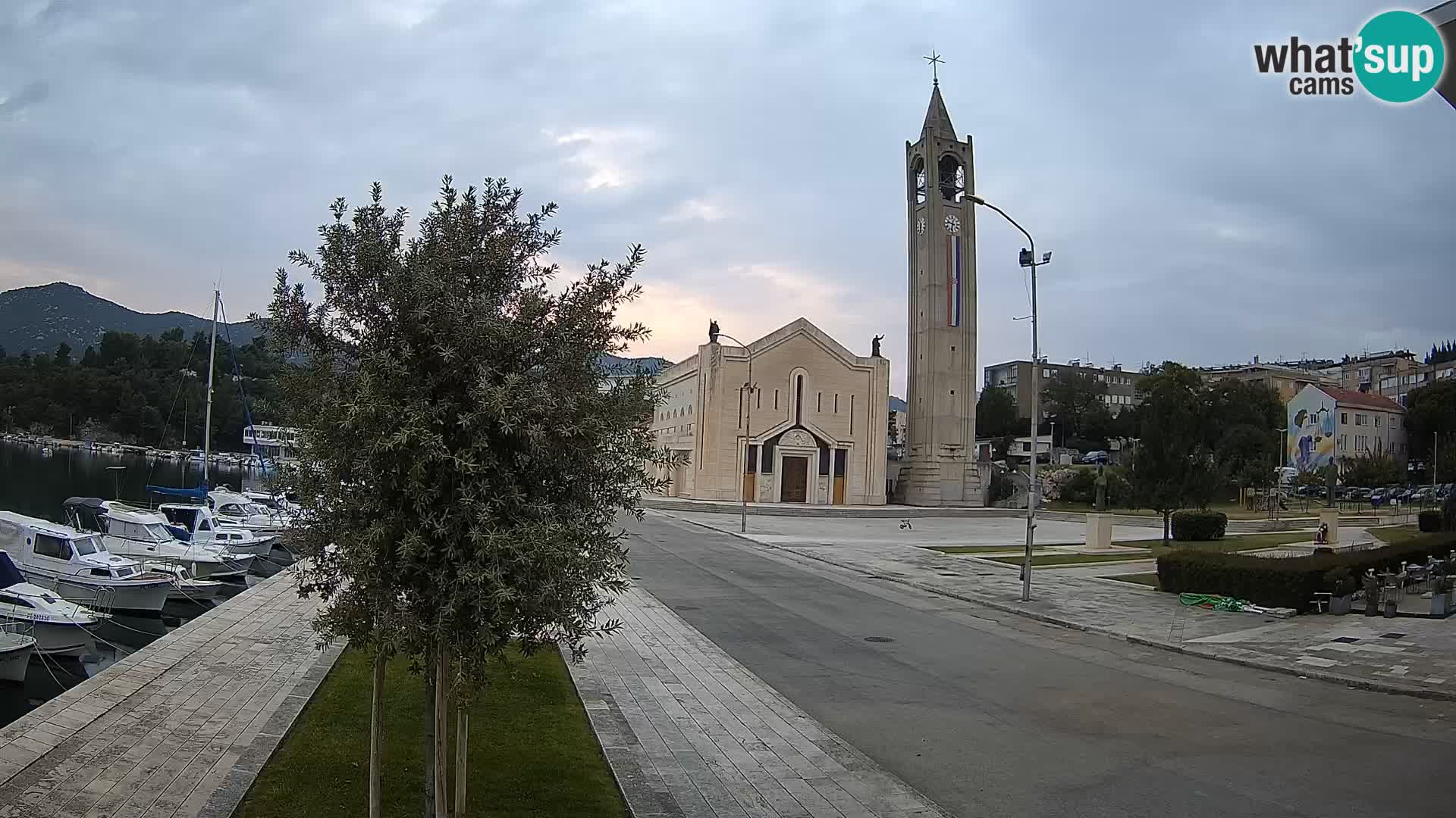 Webcam Ploče | Fesselnde Ausblicke auf Riva und die Kathedrale