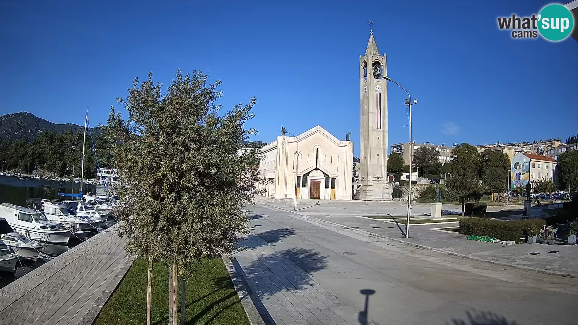 Ploče Cámara web | Vistas cautivadoras de Riva y la Catedral