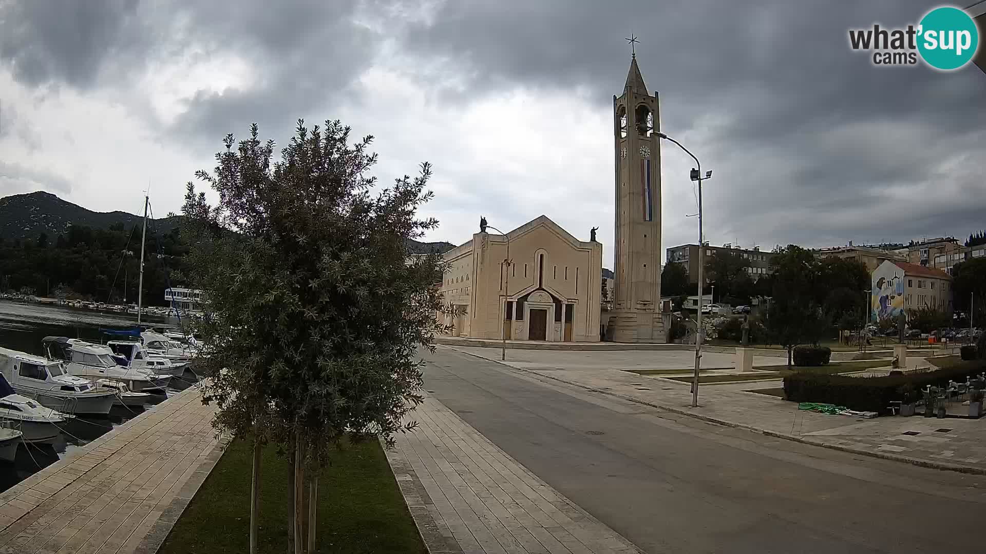 Spletna kamera Ploče | Osupljiv pogled na Rivo in katedralo