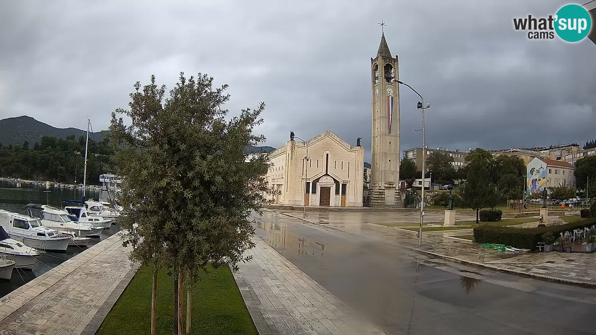 Ploče Cámara web | Vistas cautivadoras de Riva y la Catedral