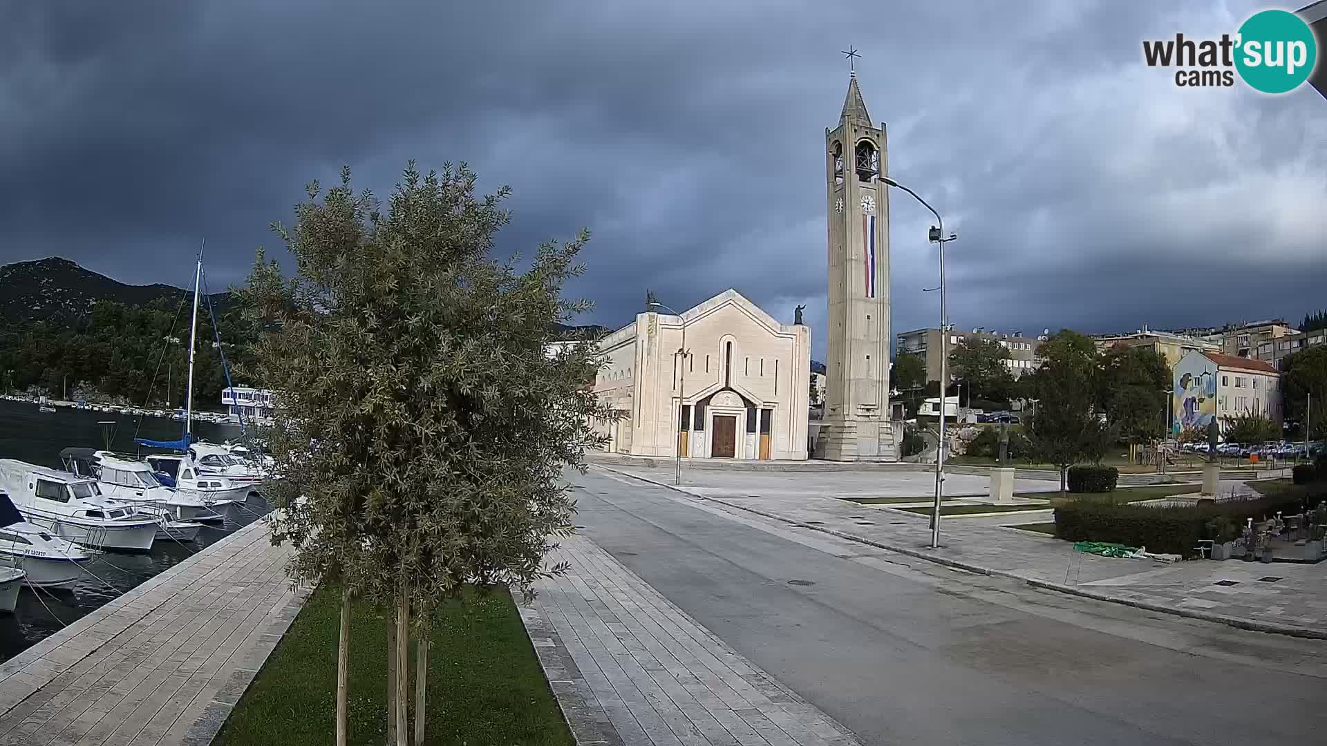 Spletna kamera Ploče | Osupljiv pogled na Rivo in katedralo