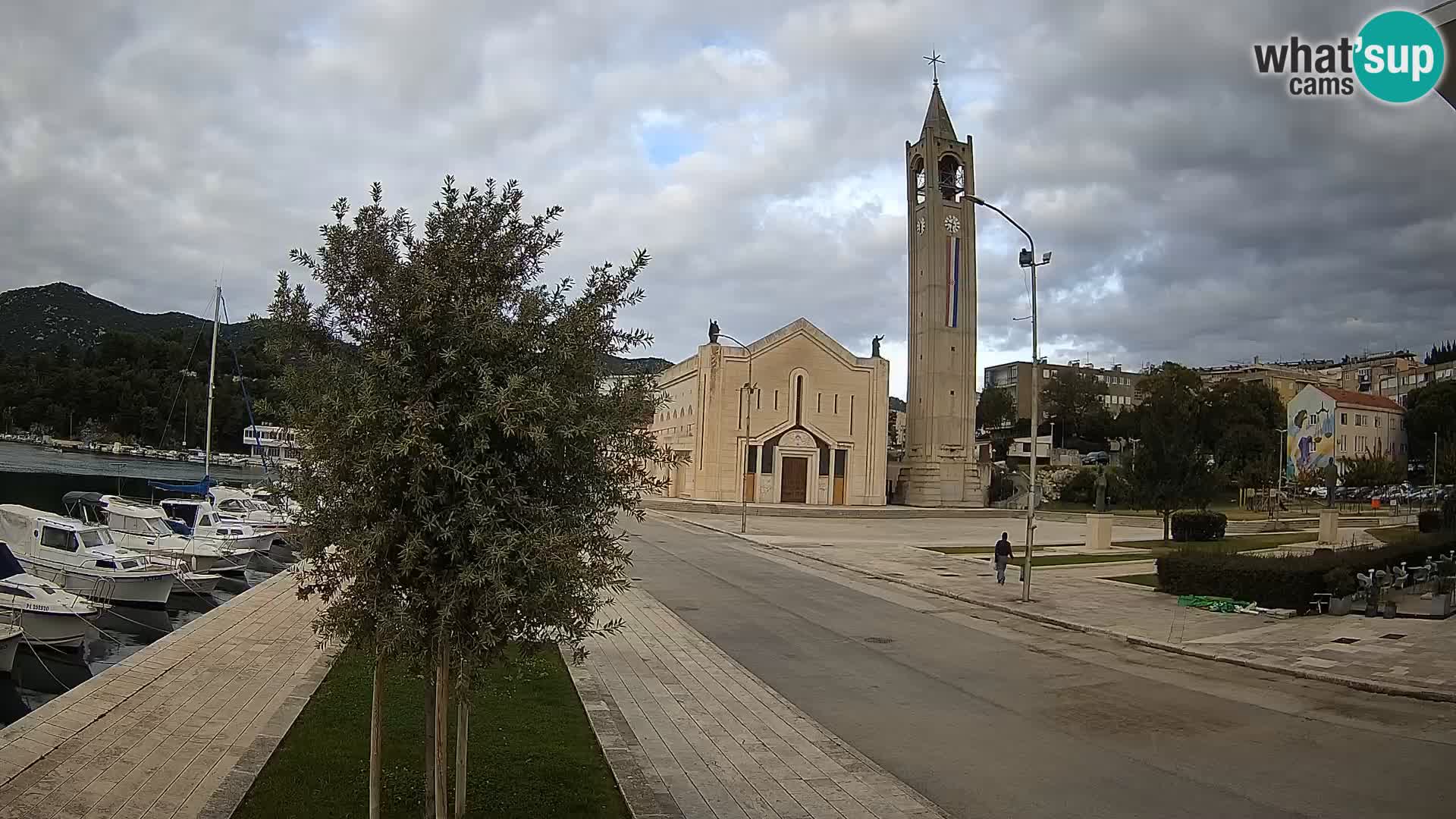Ploče Webcam | Captivating Views of Riva and the Cathedral