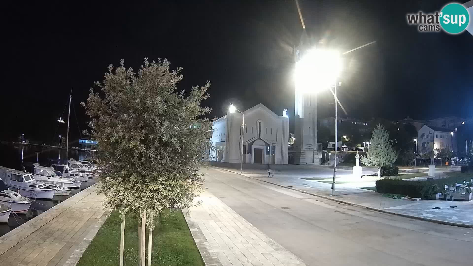 Spletna kamera Ploče | Osupljiv pogled na Rivo in katedralo