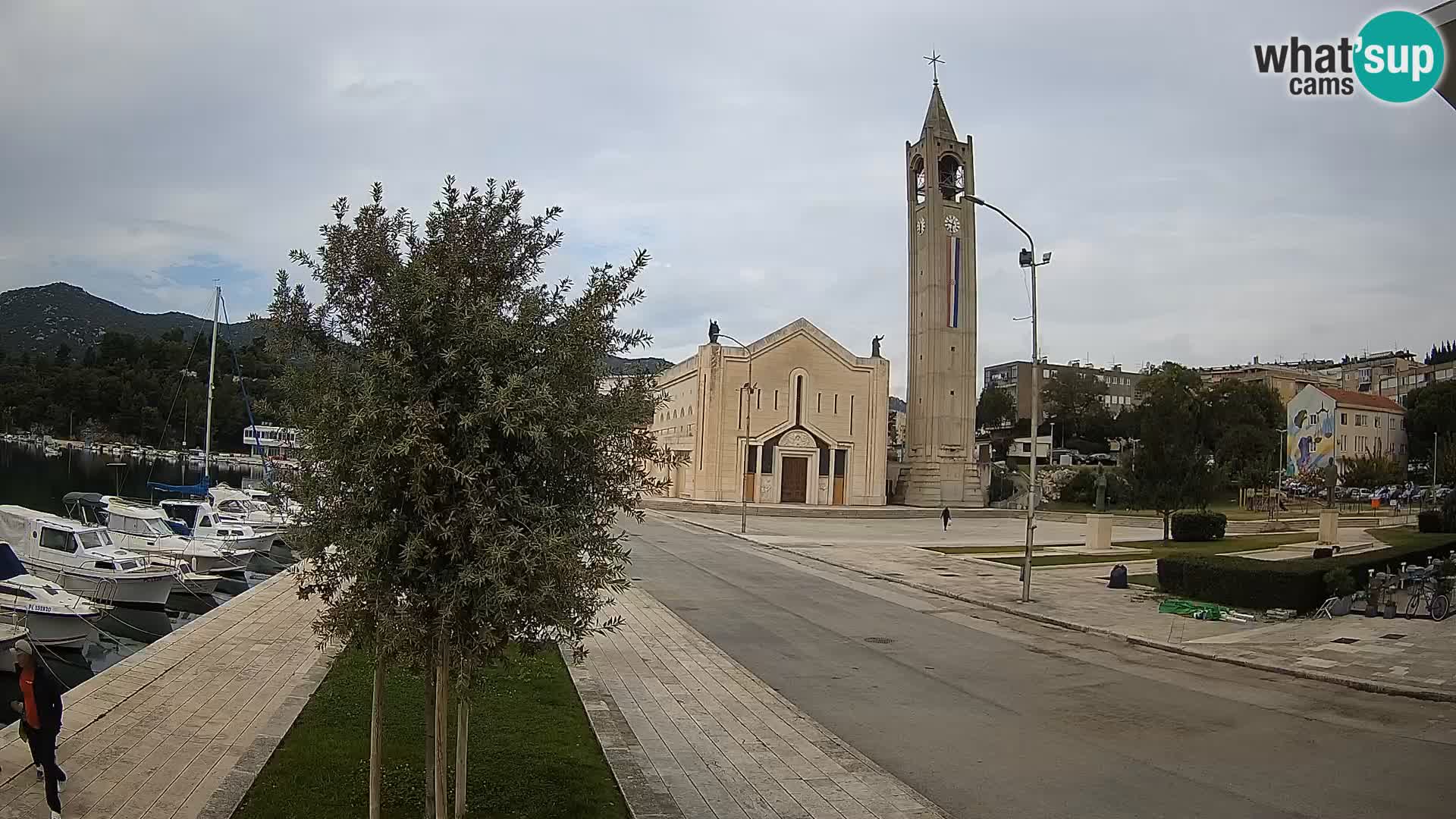 Ploče Cámara web | Vistas cautivadoras de Riva y la Catedral