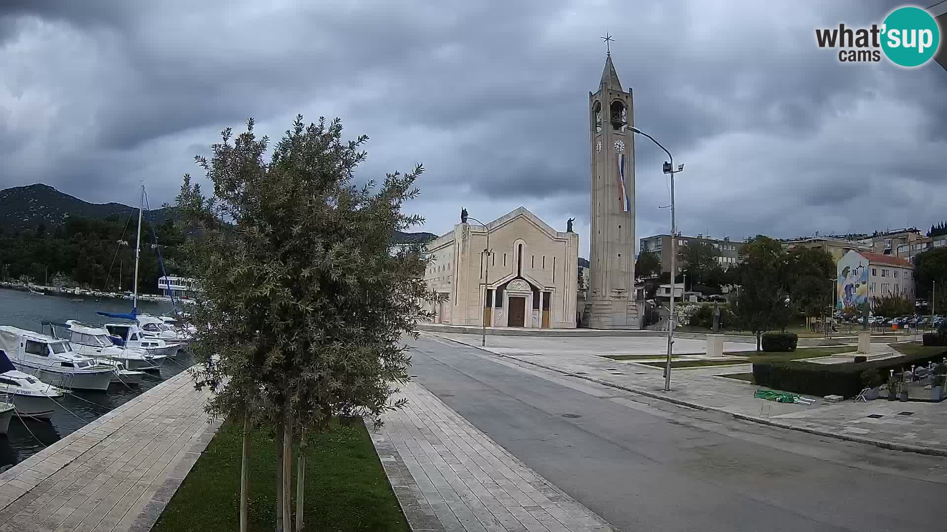 Webcam Ploče | Fesselnde Ausblicke auf Riva und die Kathedrale