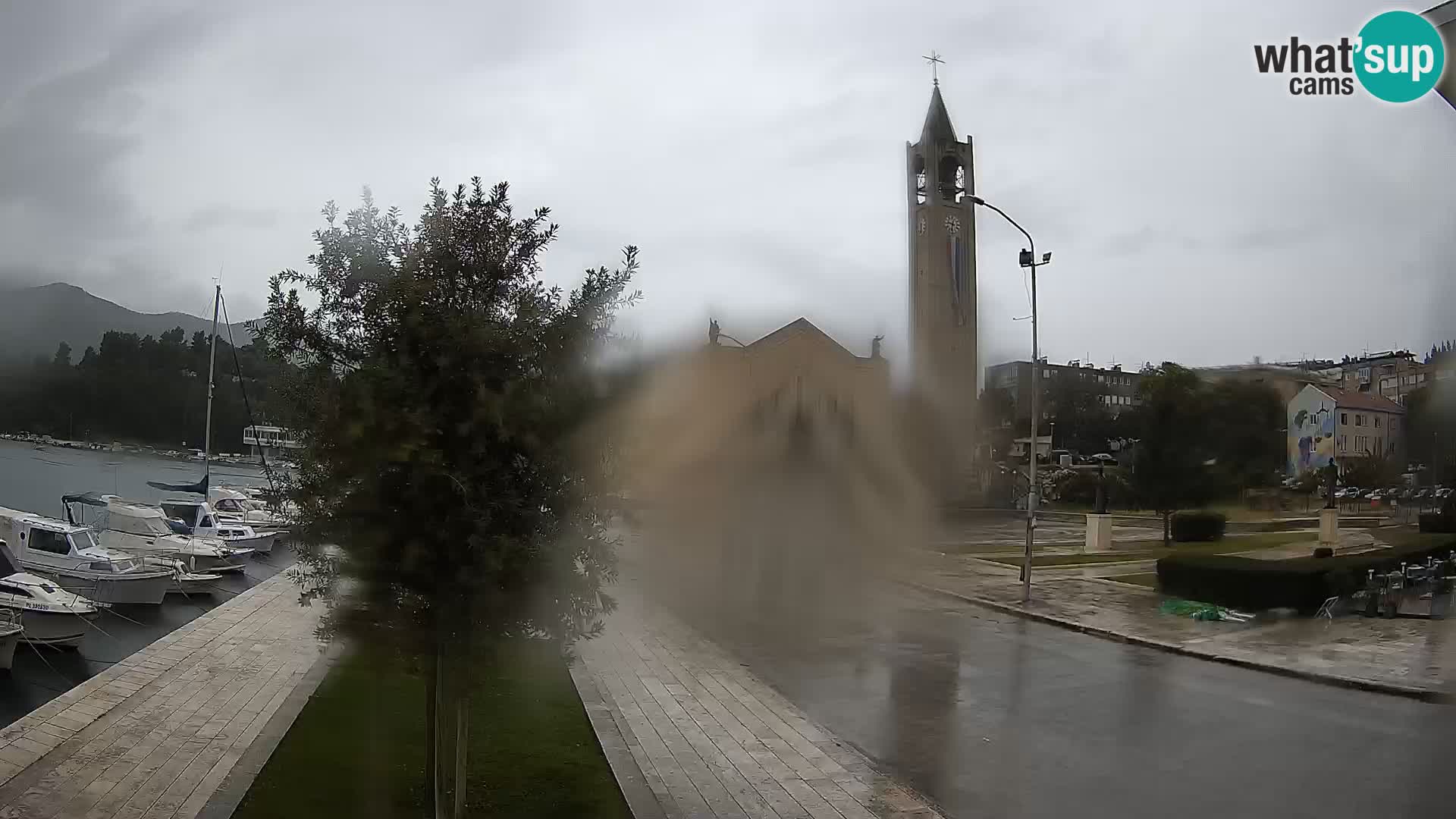 Ploče Cámara web | Vistas cautivadoras de Riva y la Catedral