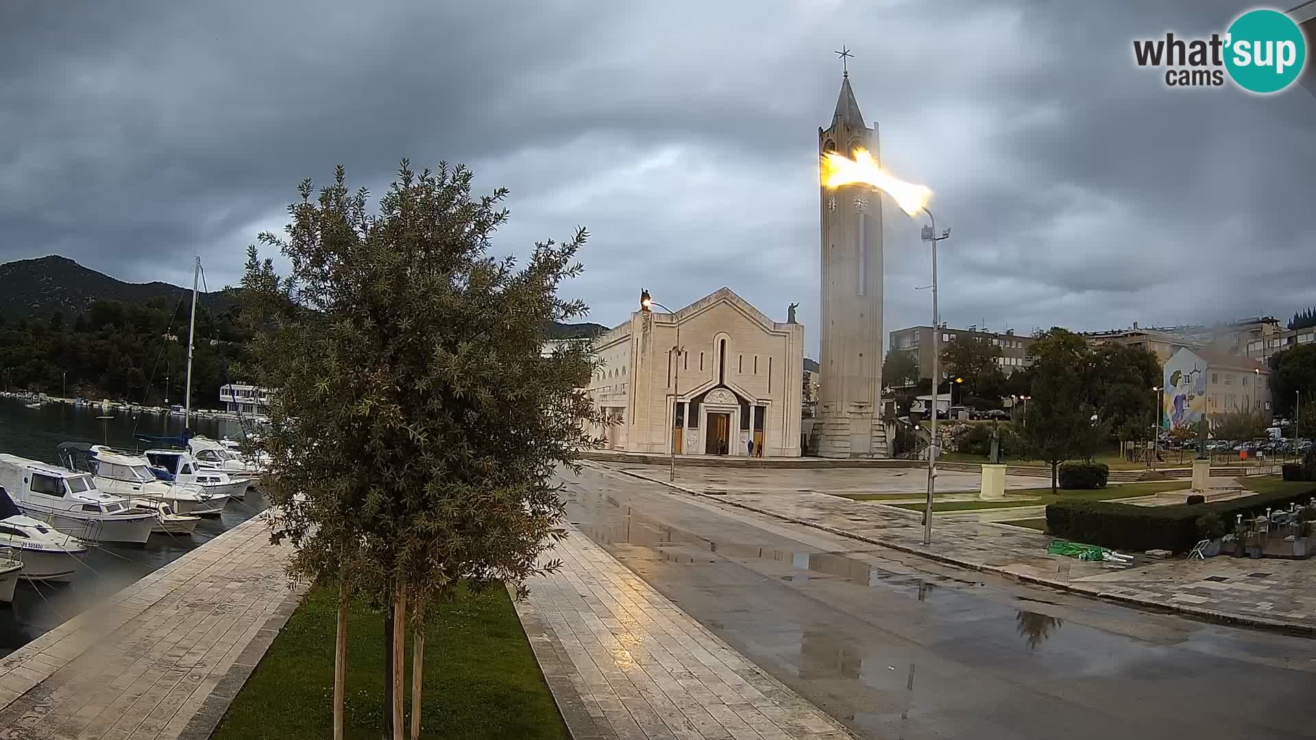 Webcam Ploče | Fesselnde Ausblicke auf Riva und die Kathedrale