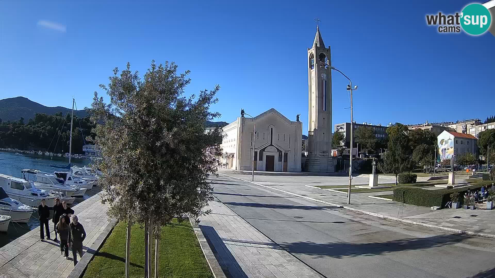 Spletna kamera Ploče | Osupljiv pogled na Rivo in katedralo