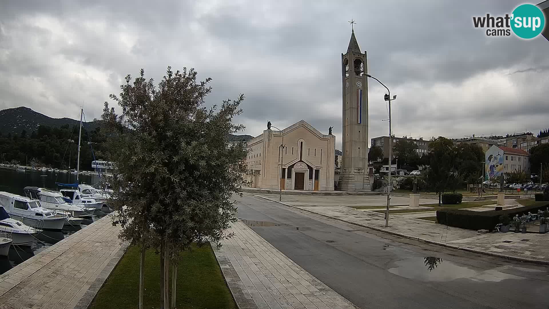Spletna kamera Ploče | Osupljiv pogled na Rivo in katedralo